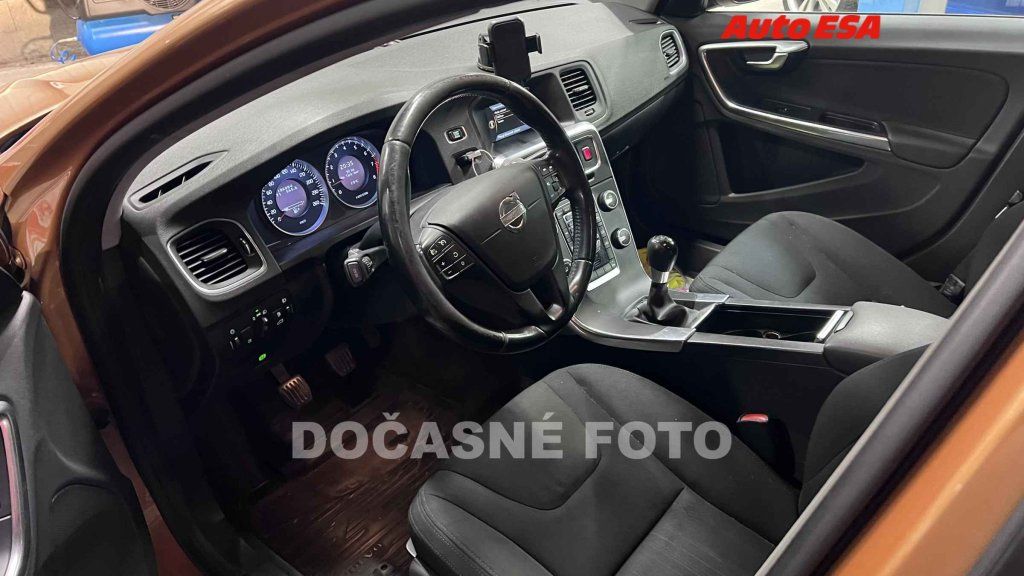 Volvo S60, 2.0 T,servis.kniha - fotka 3