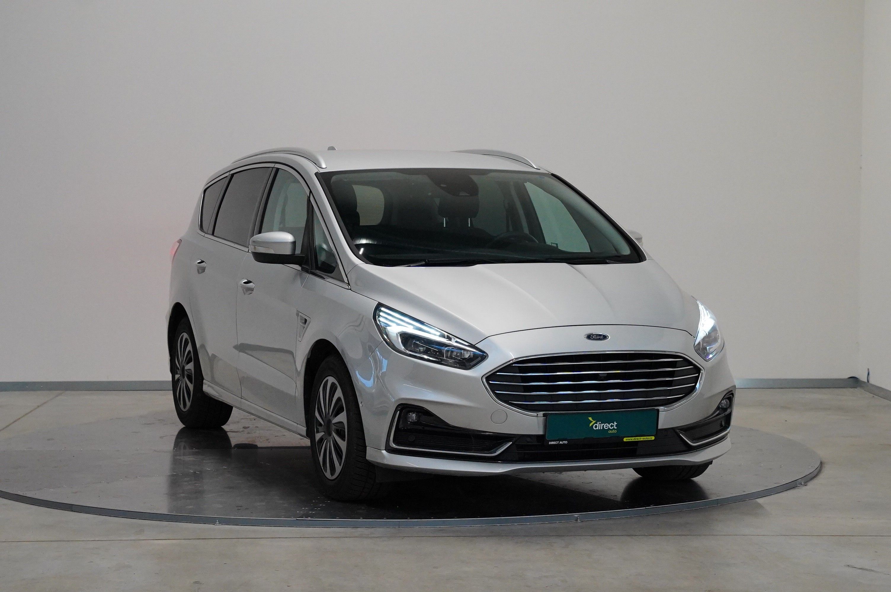 Ford S-MAX, 2.0 TDCI 110 kW Titanium - fotka 2