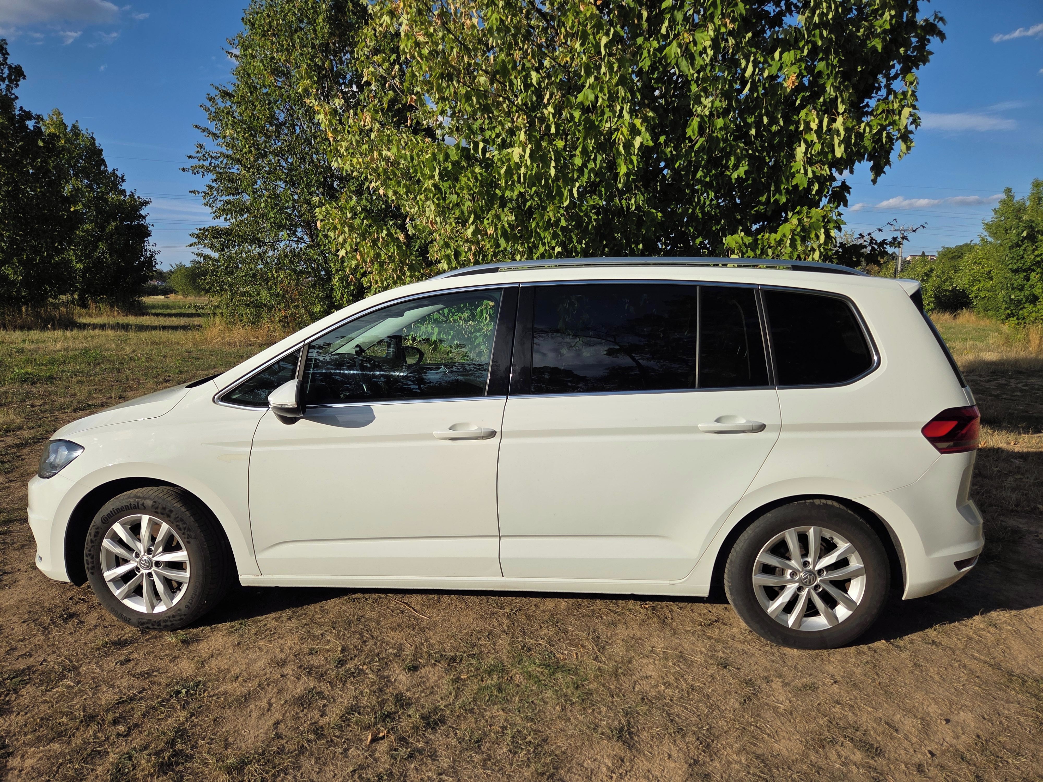 Volkswagen Touran, 1.4 TSi,110kW,nadstandard výb. - fotka 4
