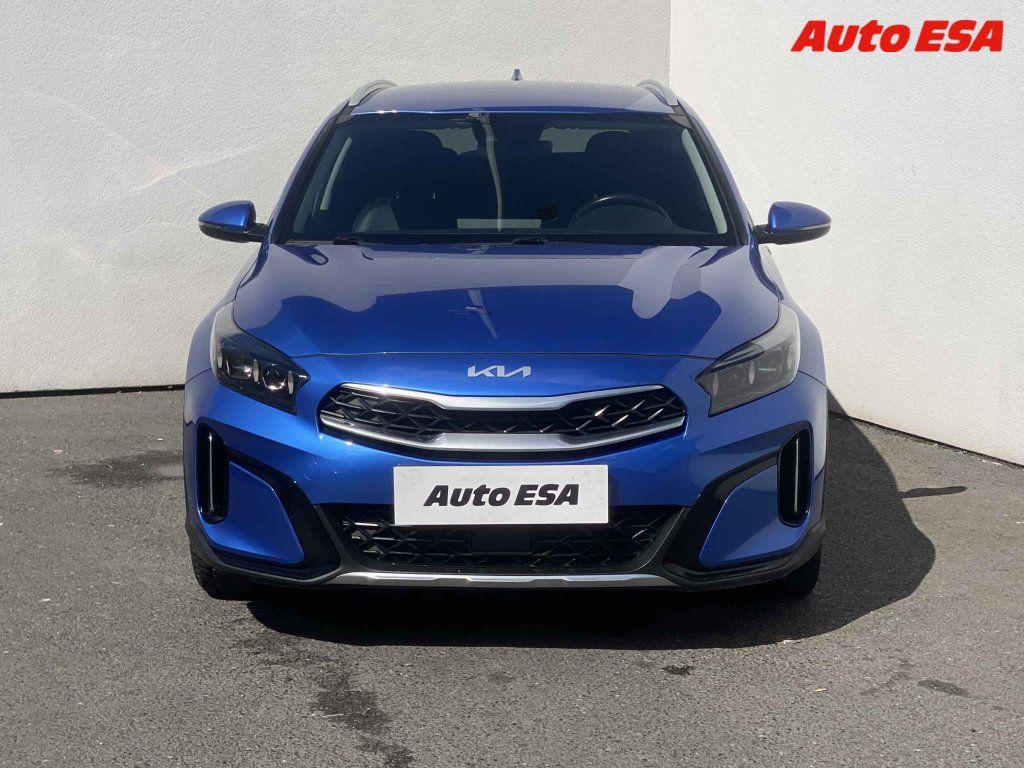 Kia XCee´d, 1.5 TGDi,ČR,Exclusive - fotka 2