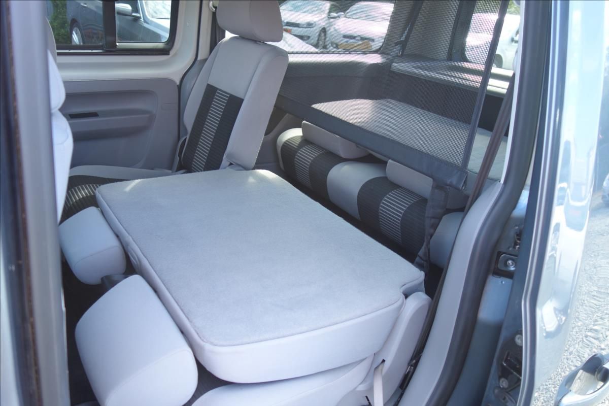 Volkswagen Caddy, 1,9 TDi 77KW, MAXI, 7 MÍST. - fotka 5