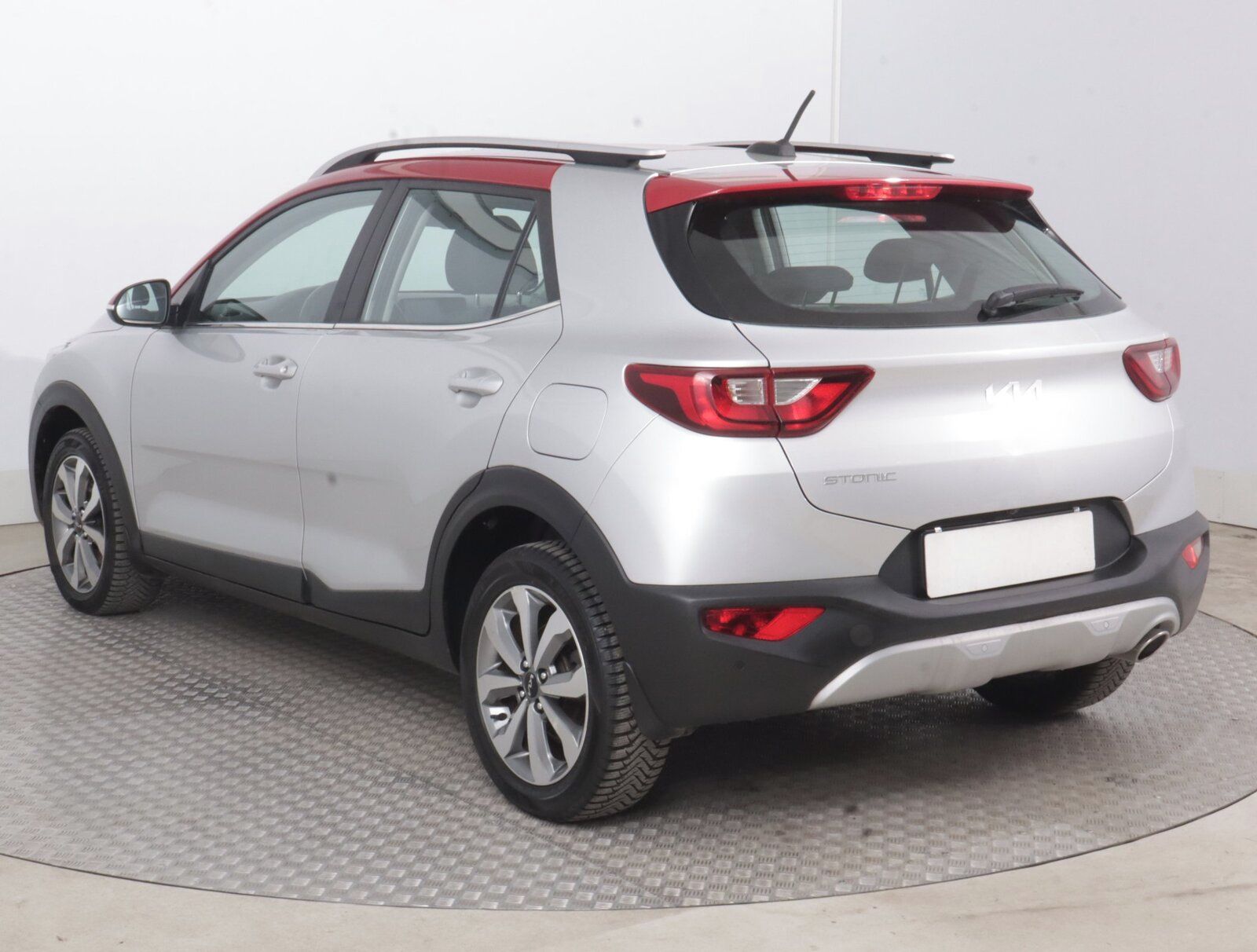 Kia Stonic, 1.0 T-GDI, EXCLUSIVE, DPH - fotka 4