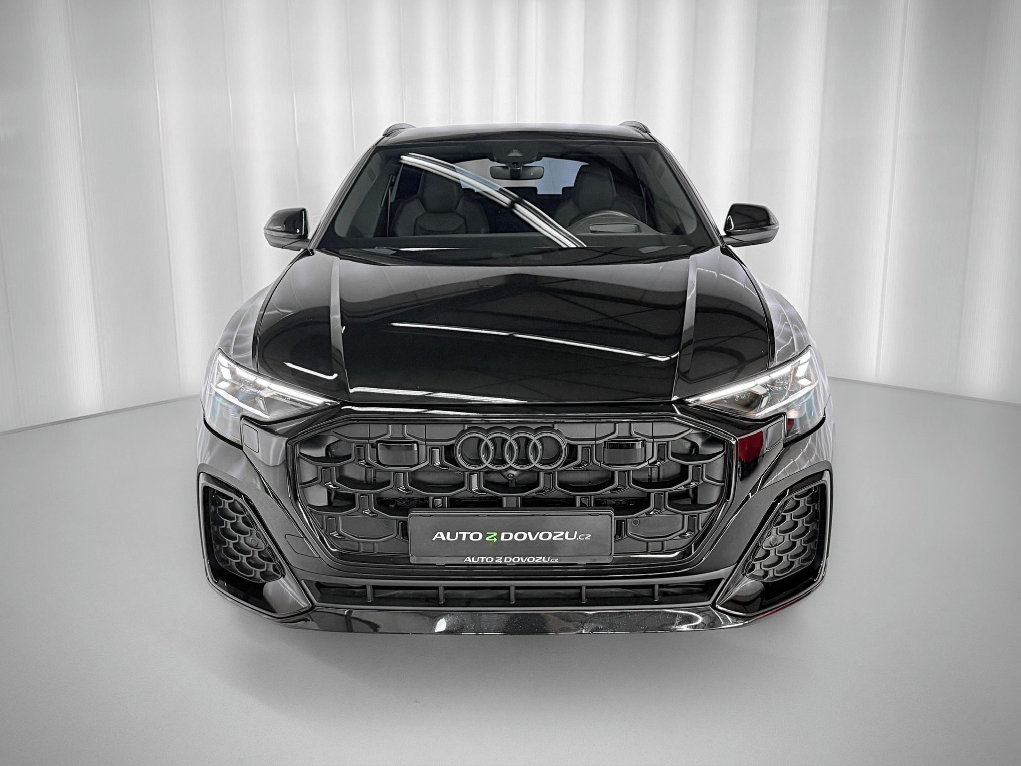 Audi Q8, 50TDI QUATTRO S-LINE, WEBASTO, - fotka 3