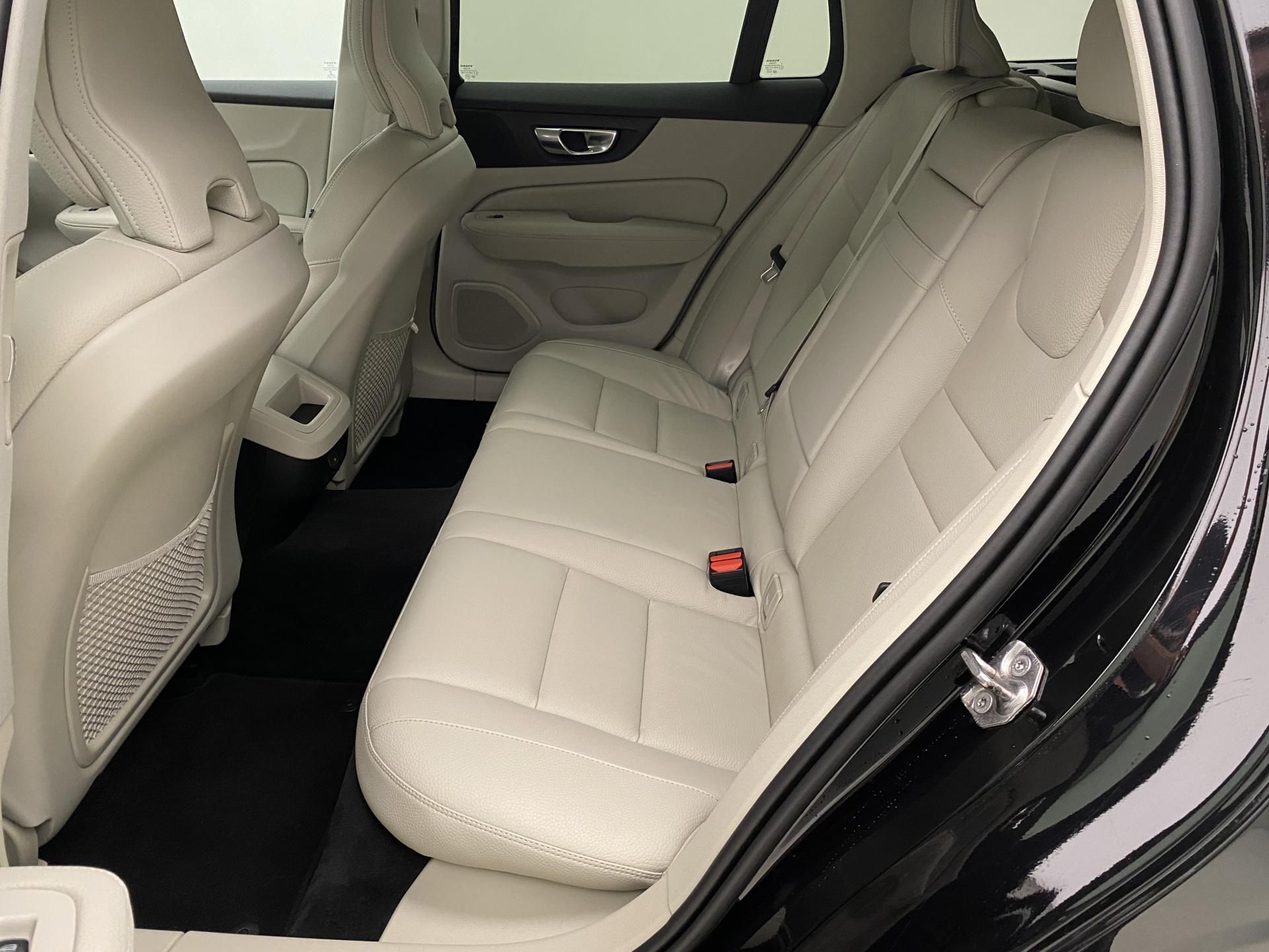 Volvo V60, B5 INSCRIPTION AUT CZ - fotka 5