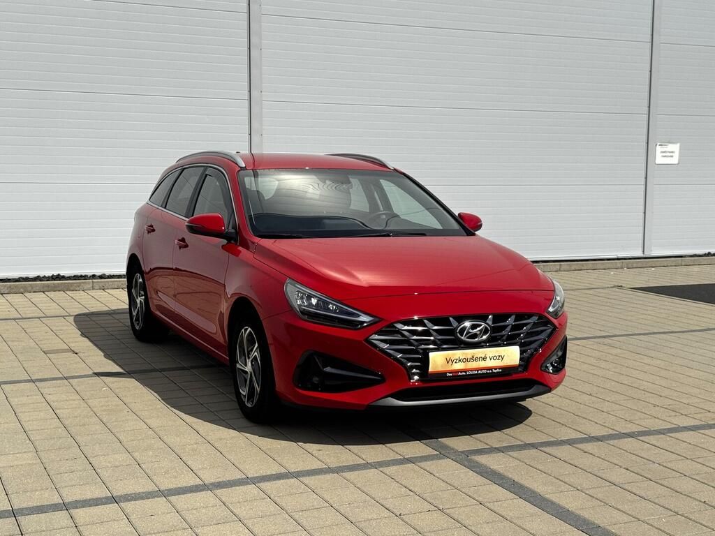 Hyundai i30, Smart 1.5 _ kW - fotka 3