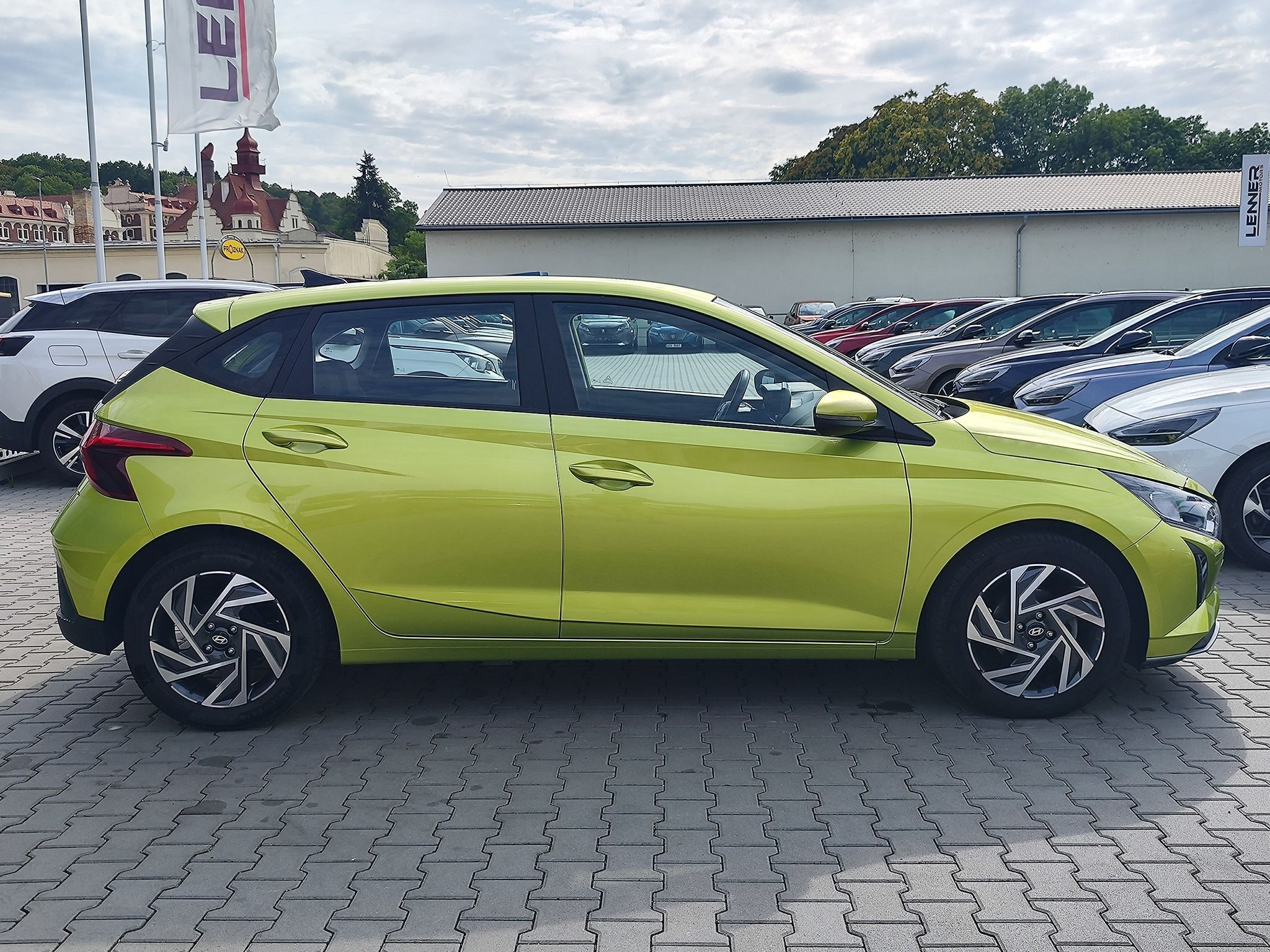 Hyundai i20, 1.2i/58kW Wave - fotka 4