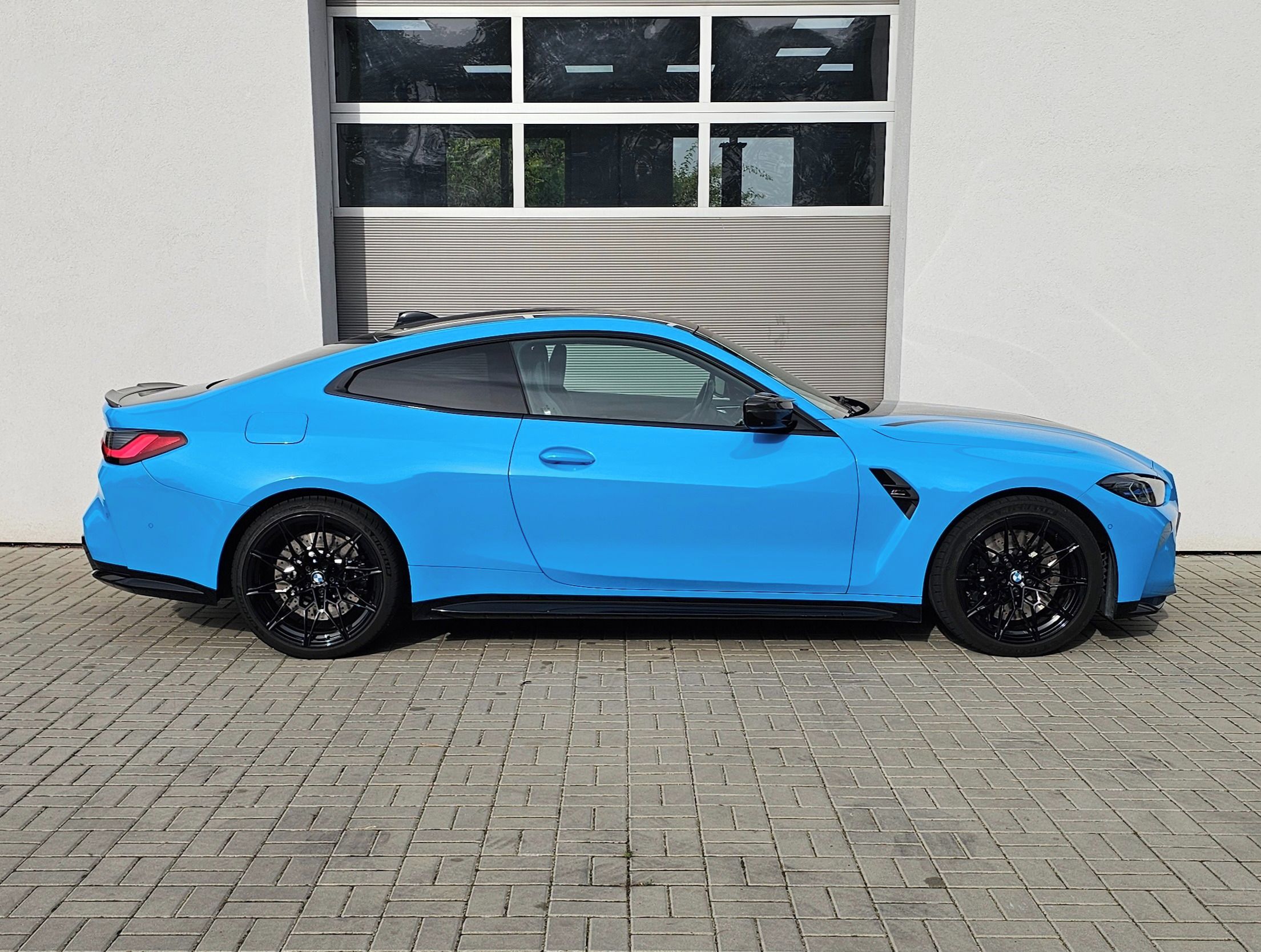 BMW M4, Competition M xDrive - fotka 4