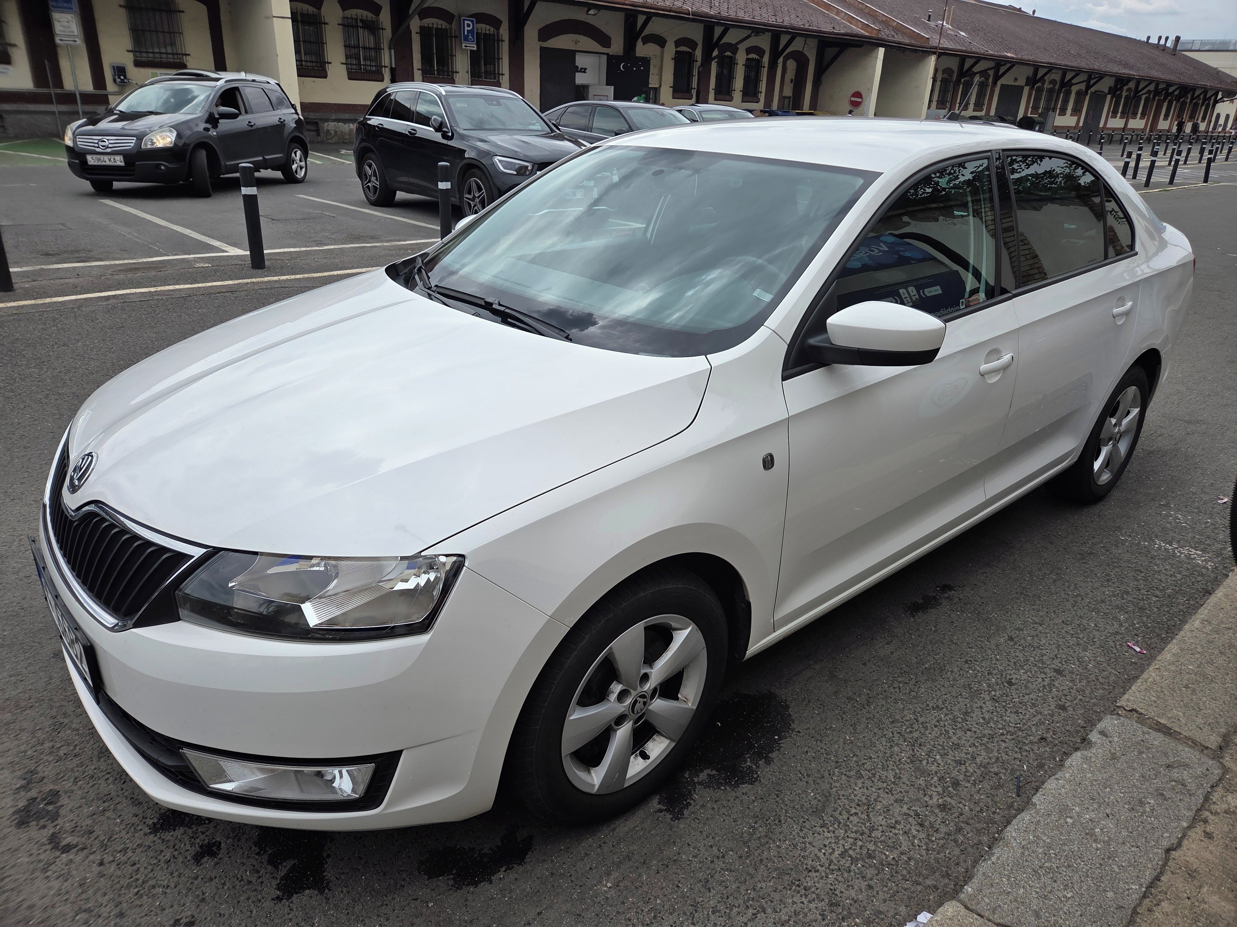 Škoda Rapid, Škoda Rapid 1.2 77kW r.v.2013 - fotka 3