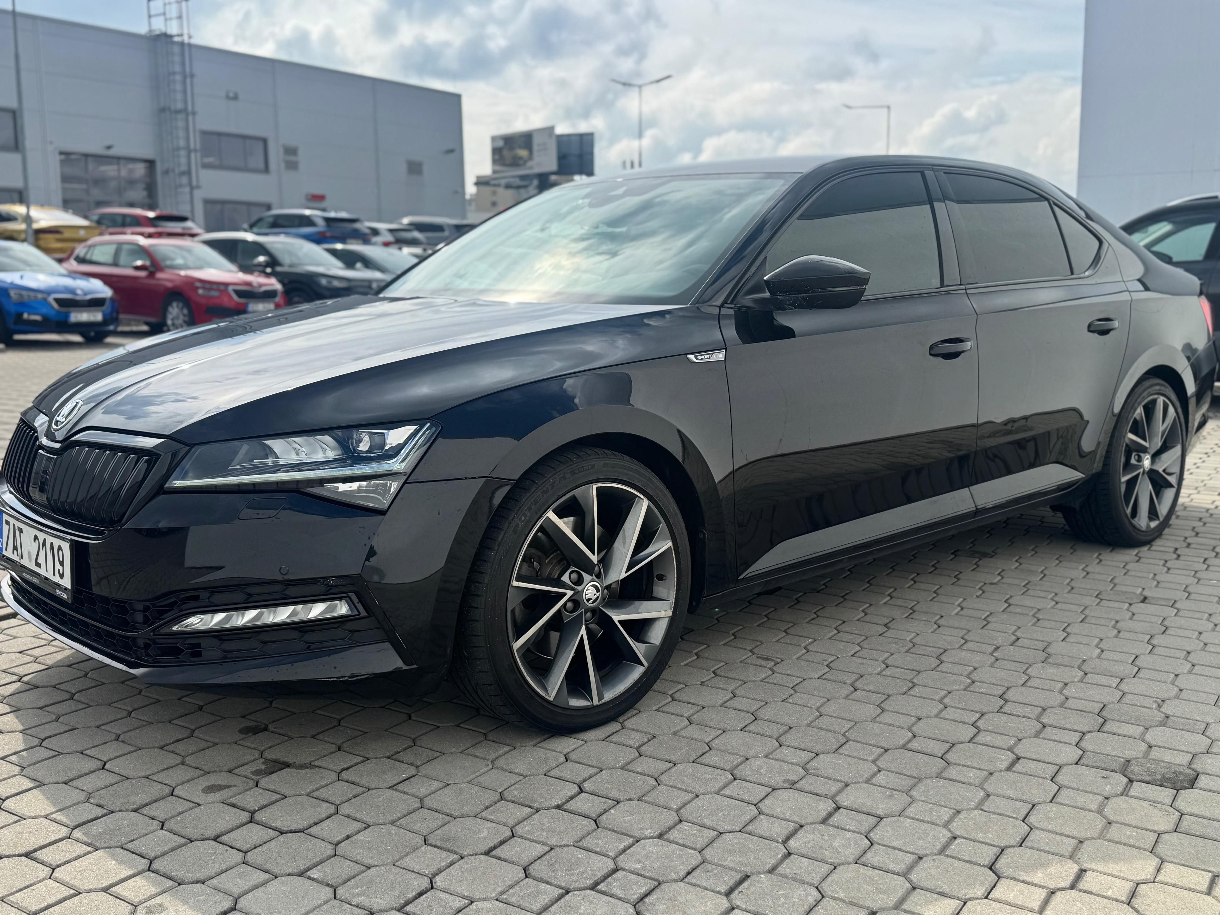 Škoda Superb, 2.0tsi, webasto, matrix,200kw - fotka 4