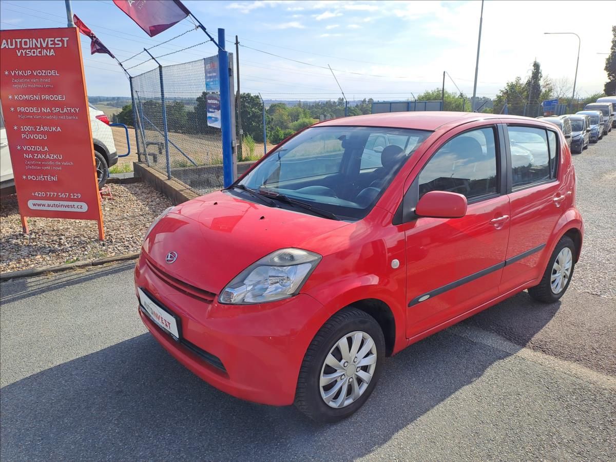 Daihatsu Sirion, 1,0 i
