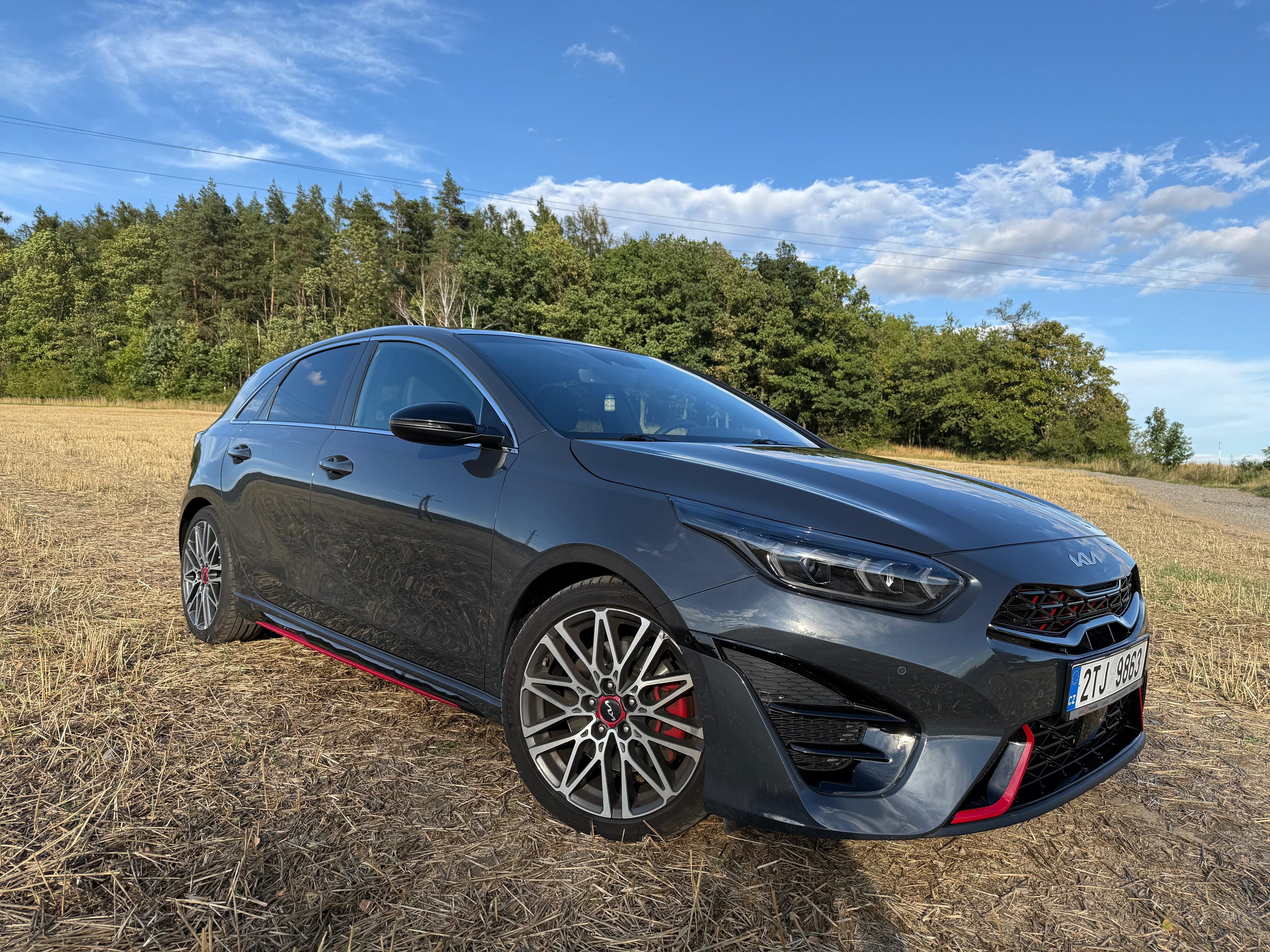 Kia Cee´d, Kia cee’d GT 1.6 T-GDI - fotka 6