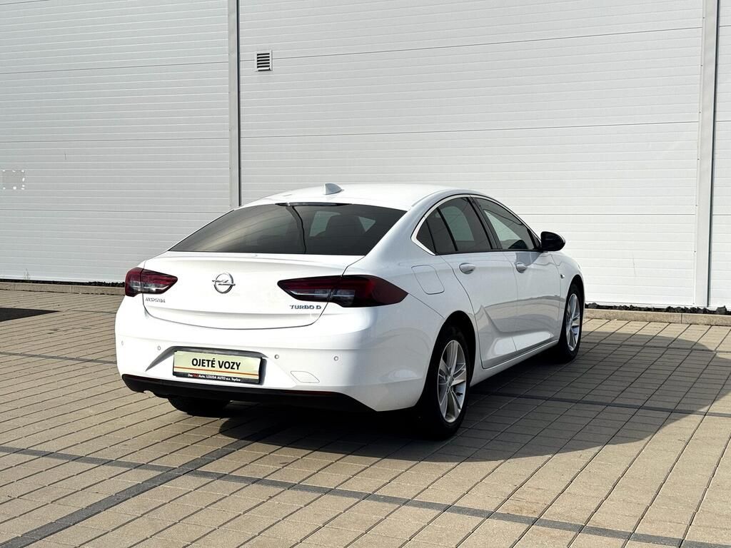 Opel Insignia, 1.6 CDTi 100 kW - fotka 5