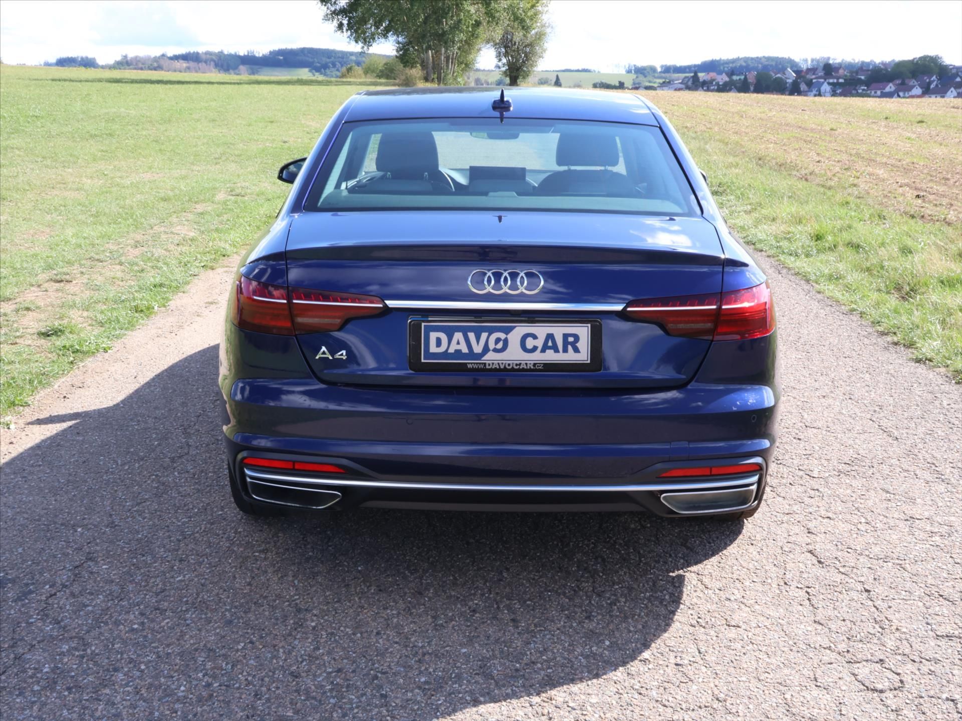 Audi A4, 2,0 35 TDI CZ Advanced DPH - fotka 6
