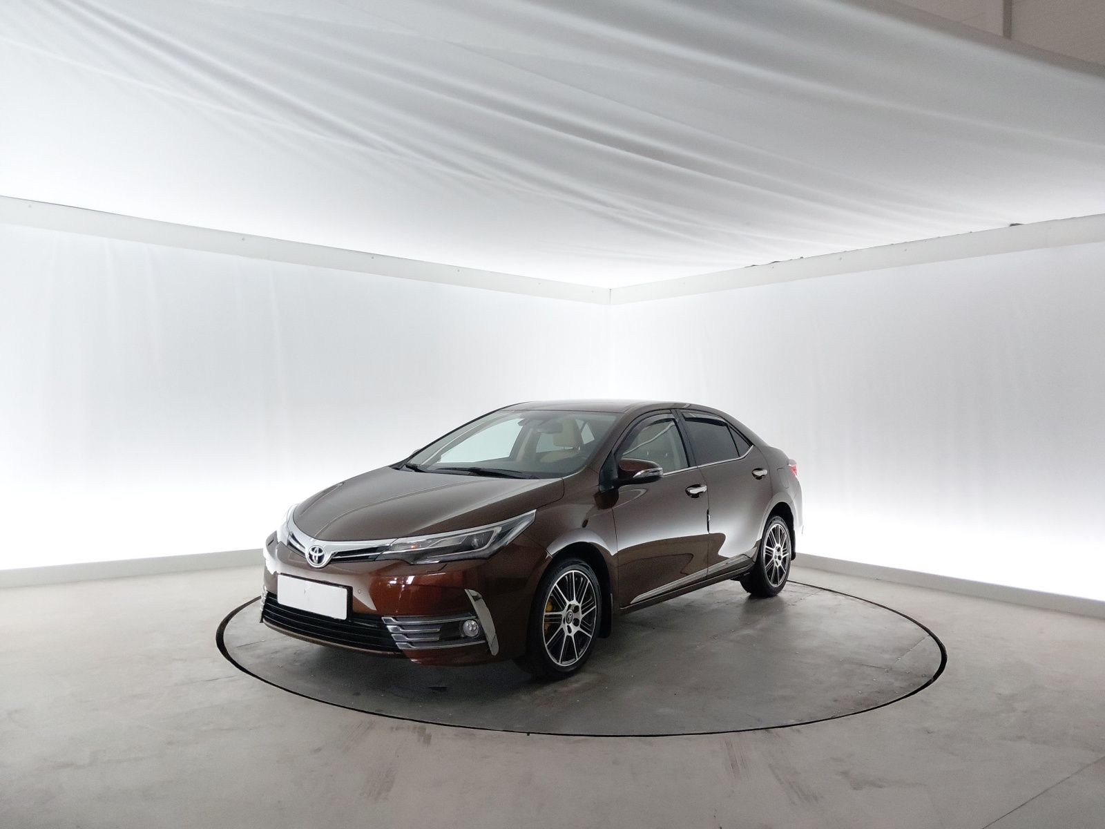 Toyota Corolla, 1.6 Valvematic, ČR,1.maj - fotka 3