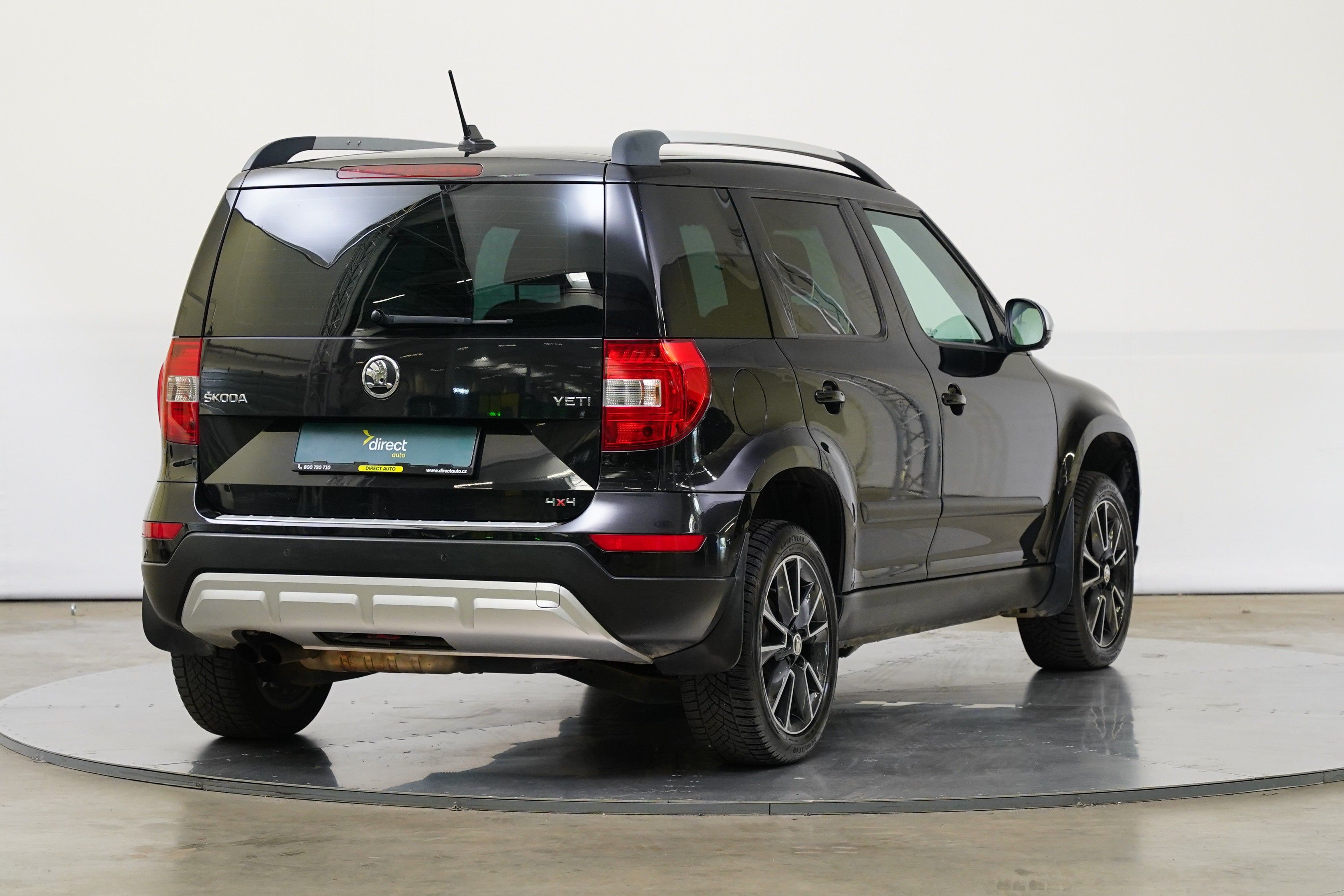 Škoda Yeti, 2.0 TDI 103 kW DSG 4x4 - fotka 2