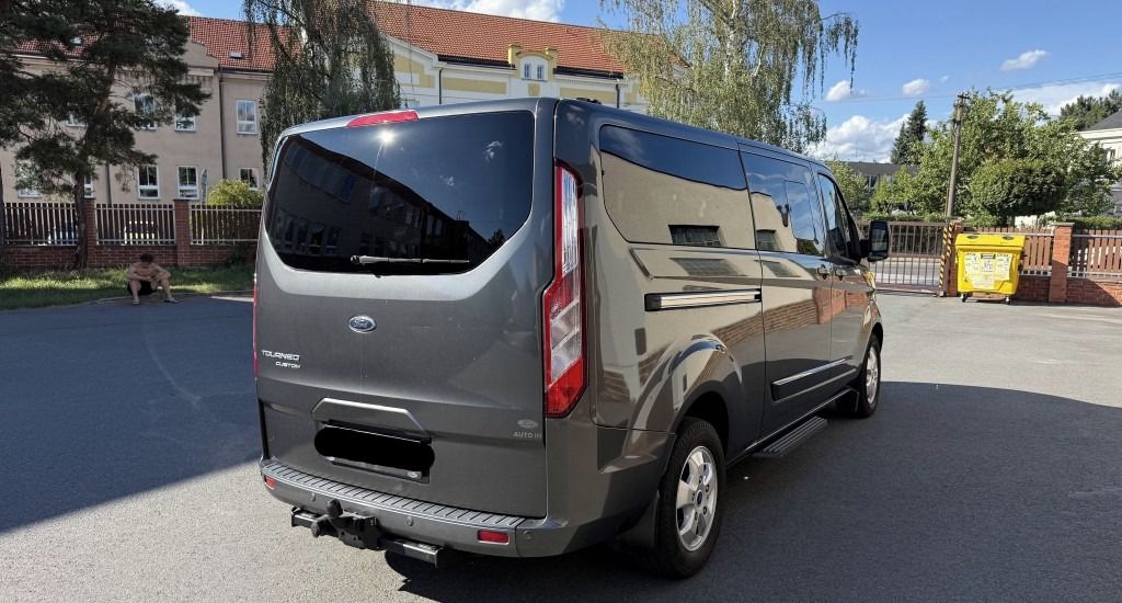 Ford Tourneo Custom, L2H1, ČR, 8 míst, DPH,61.000km - fotka 6