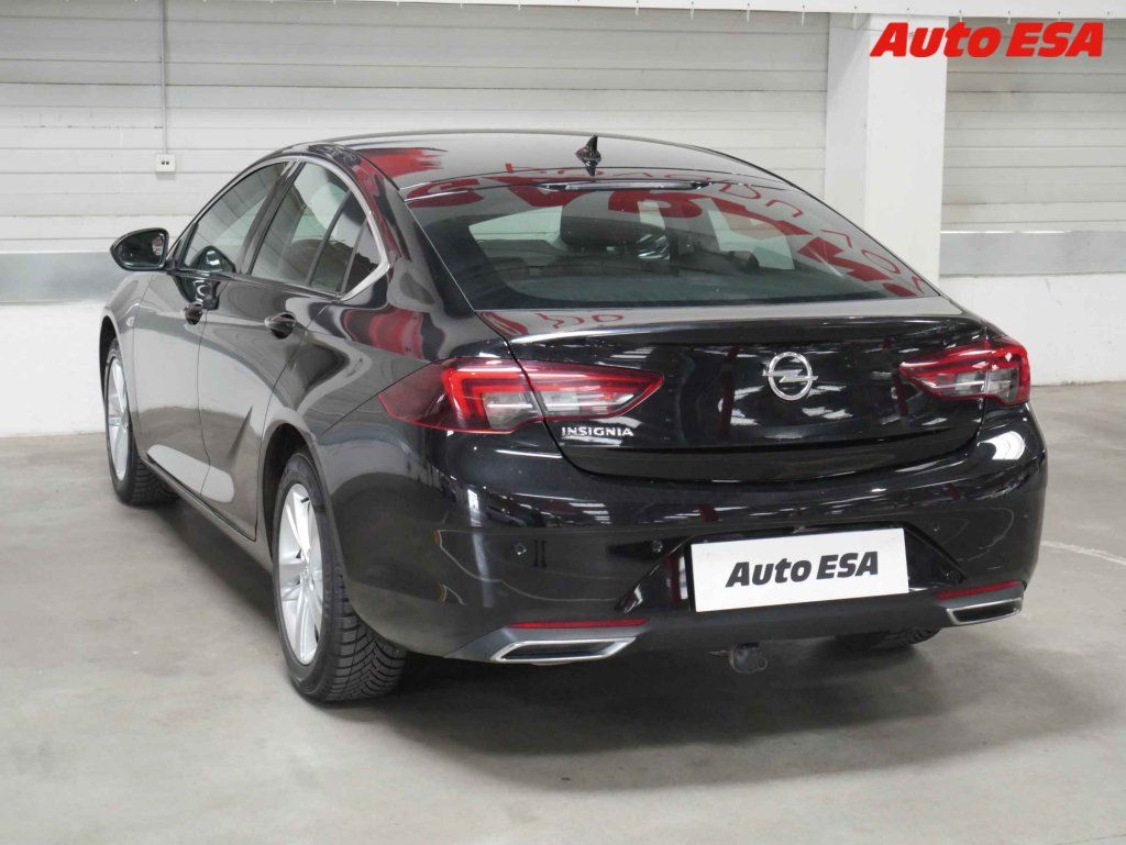 Opel Insignia, 2.0CDTi,AT,výhřev sed - fotka 4