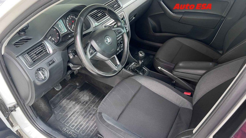 Škoda Rapid, 1.2TSi,ČR - fotka 3
