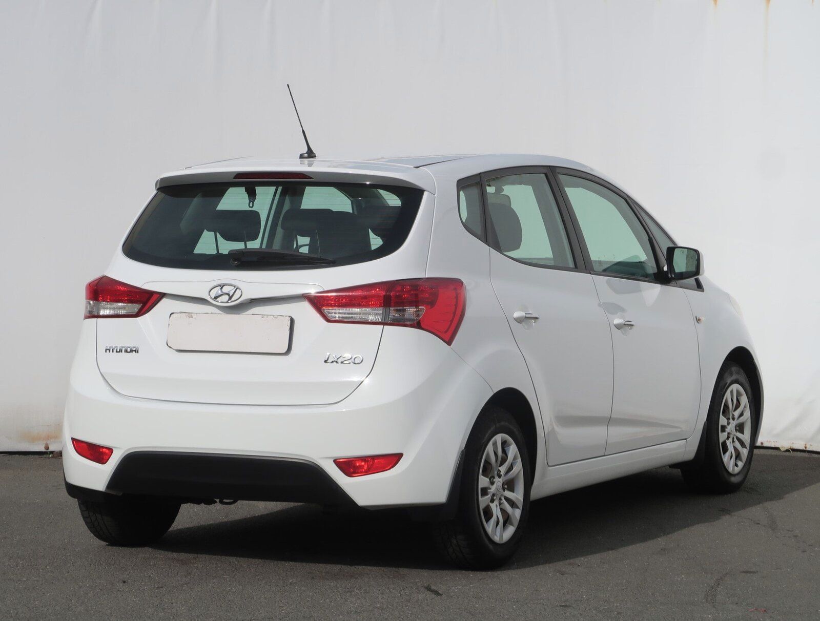 Hyundai ix20, 1.4 CVVT, Serv.kniha - fotka 5