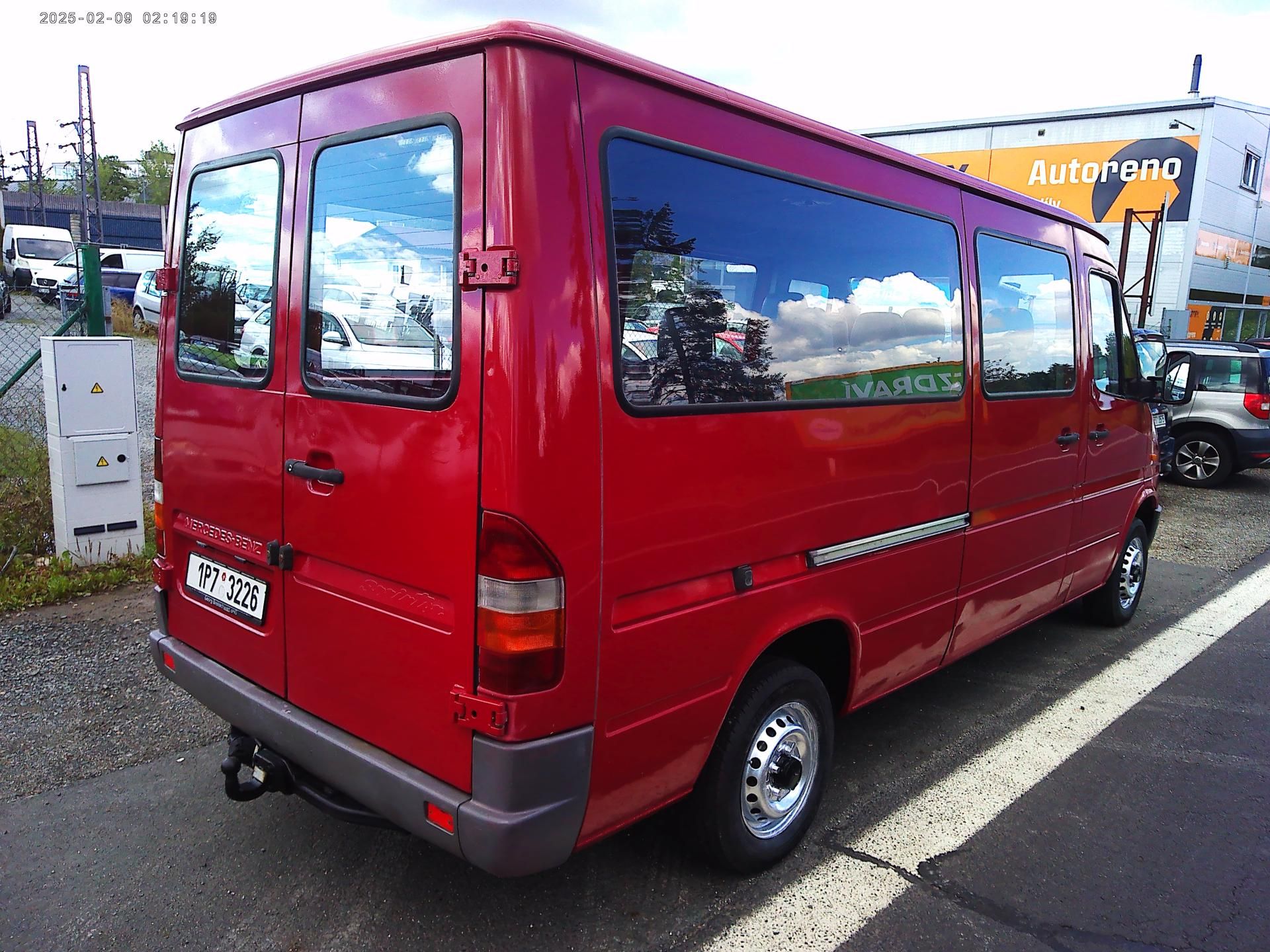 Mercedes-Benz Sprinter, 208D, 58 kW, 9 míst, nová STK - fotka 5