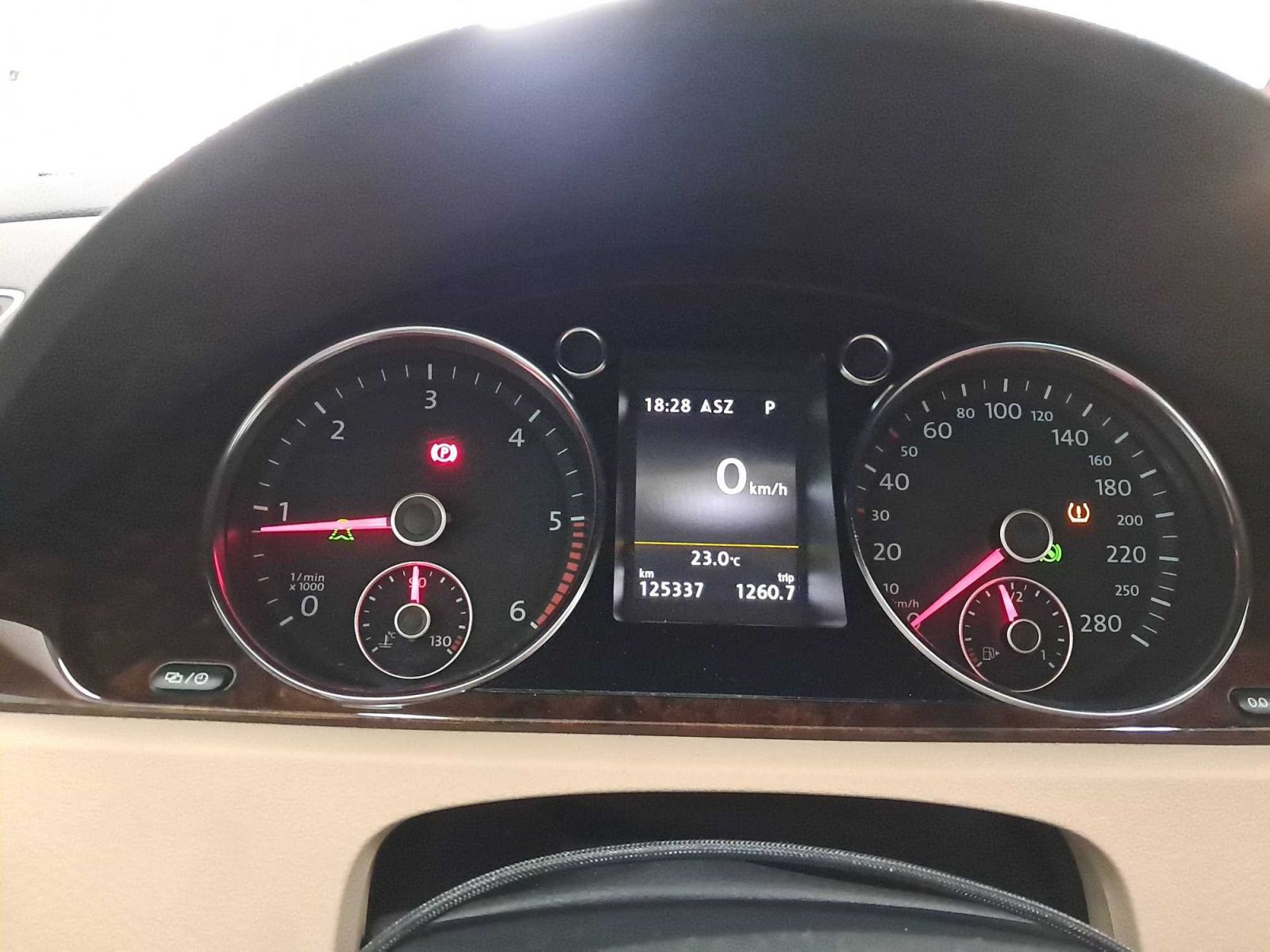 Volkswagen CC, 2.0 TDI, Automat, Kůže, Navi - fotka 3