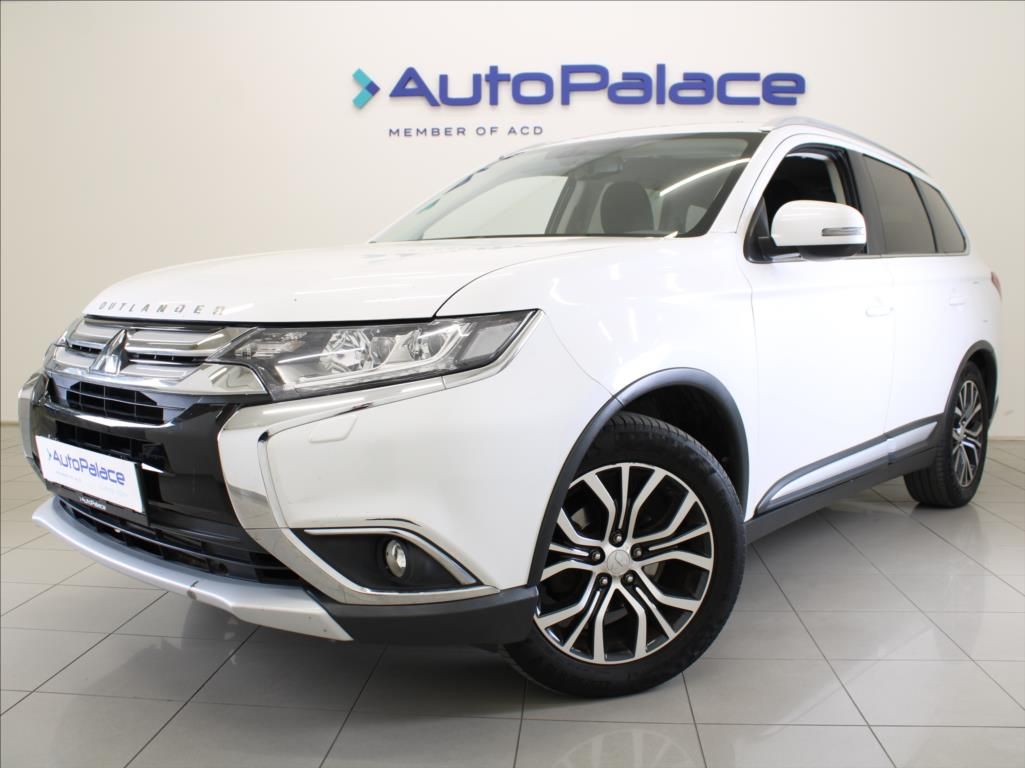 Mitsubishi Outlander, 2,3 DI-D 110kW 4x4 7-míst ČR