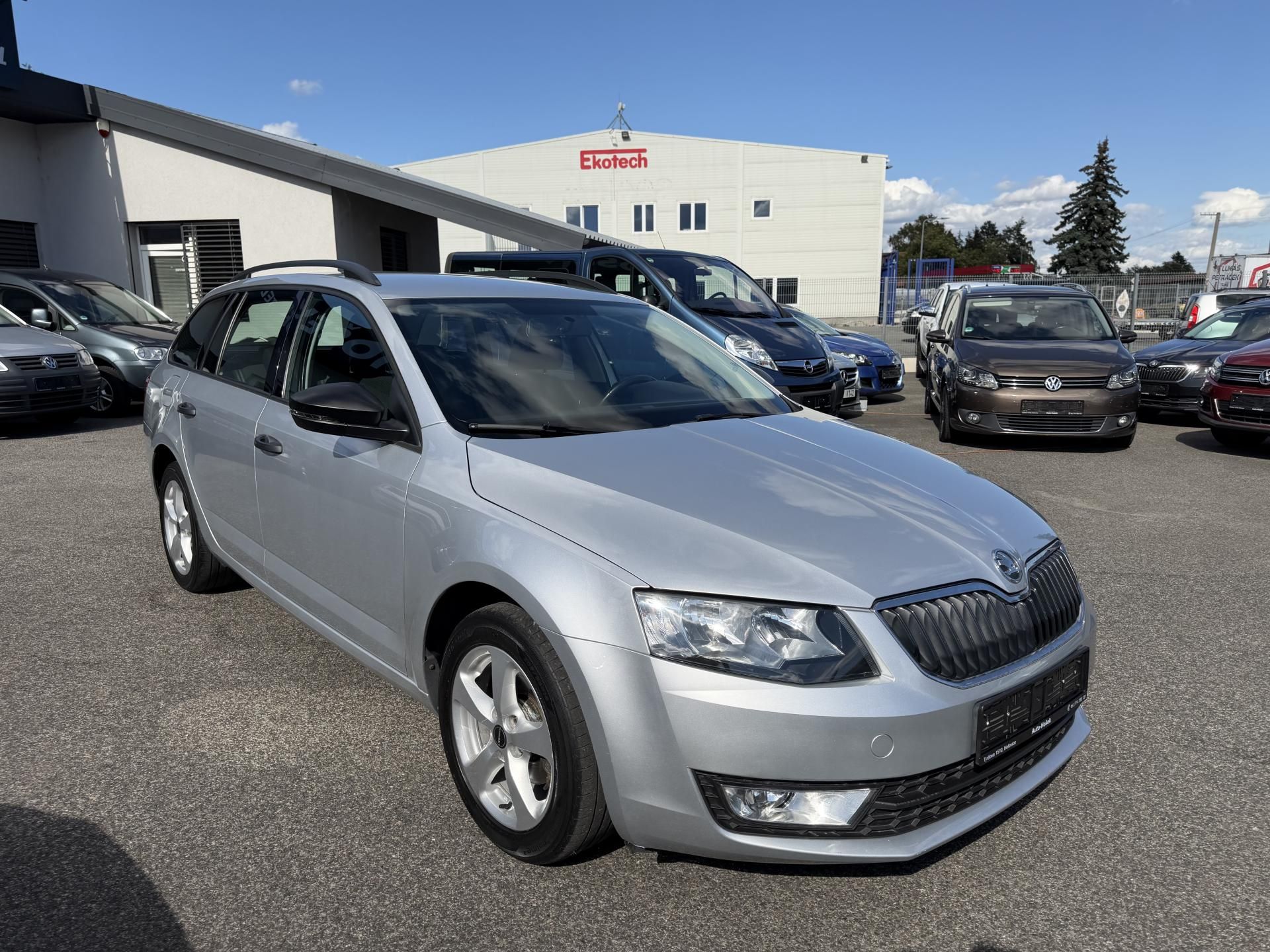 Škoda Octavia, 1.2 Tsi, 77kw - fotka 4