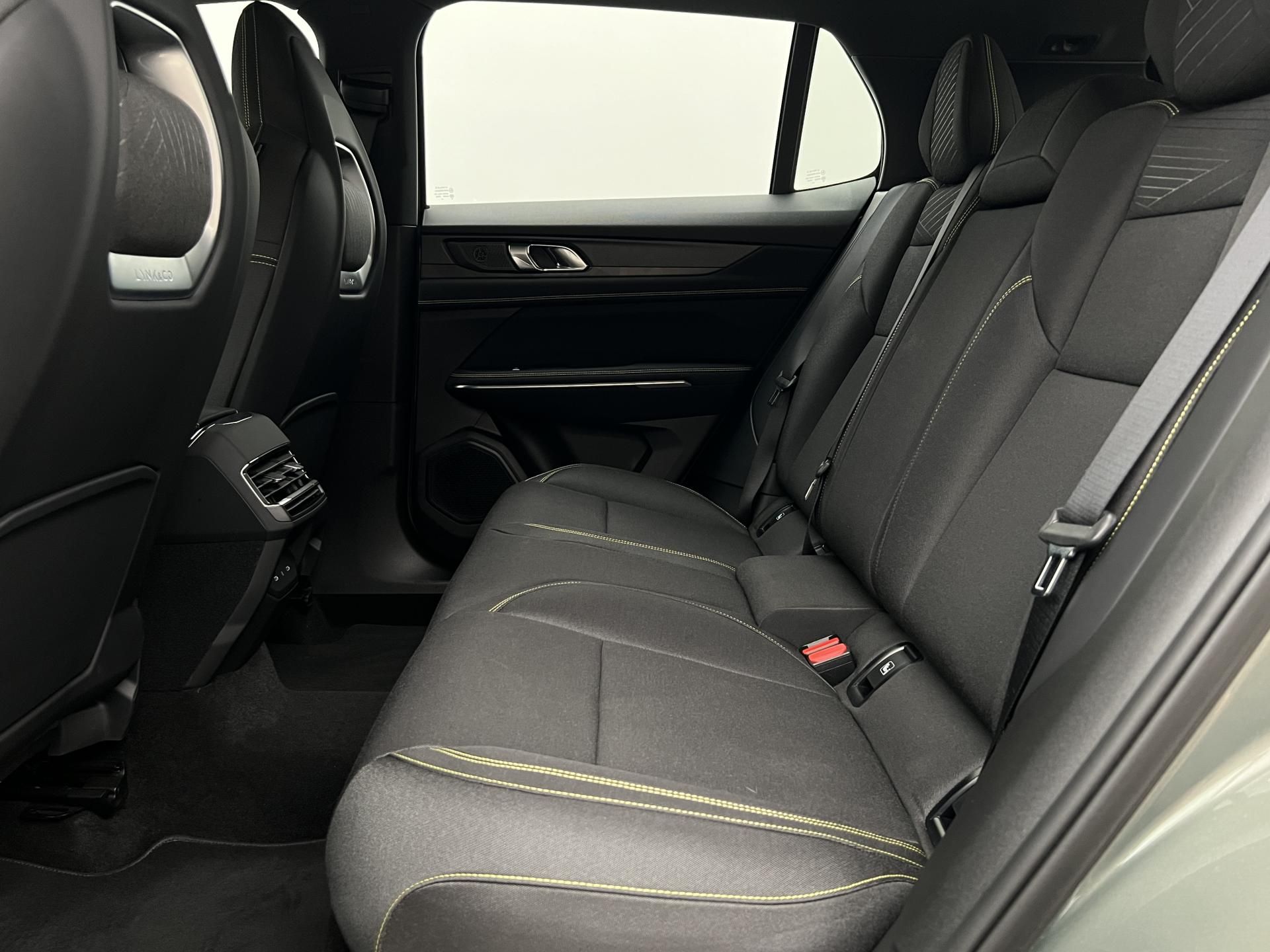 Lynk & Co 01, CORE PHEV AUT CZ 1.maj - fotka 6