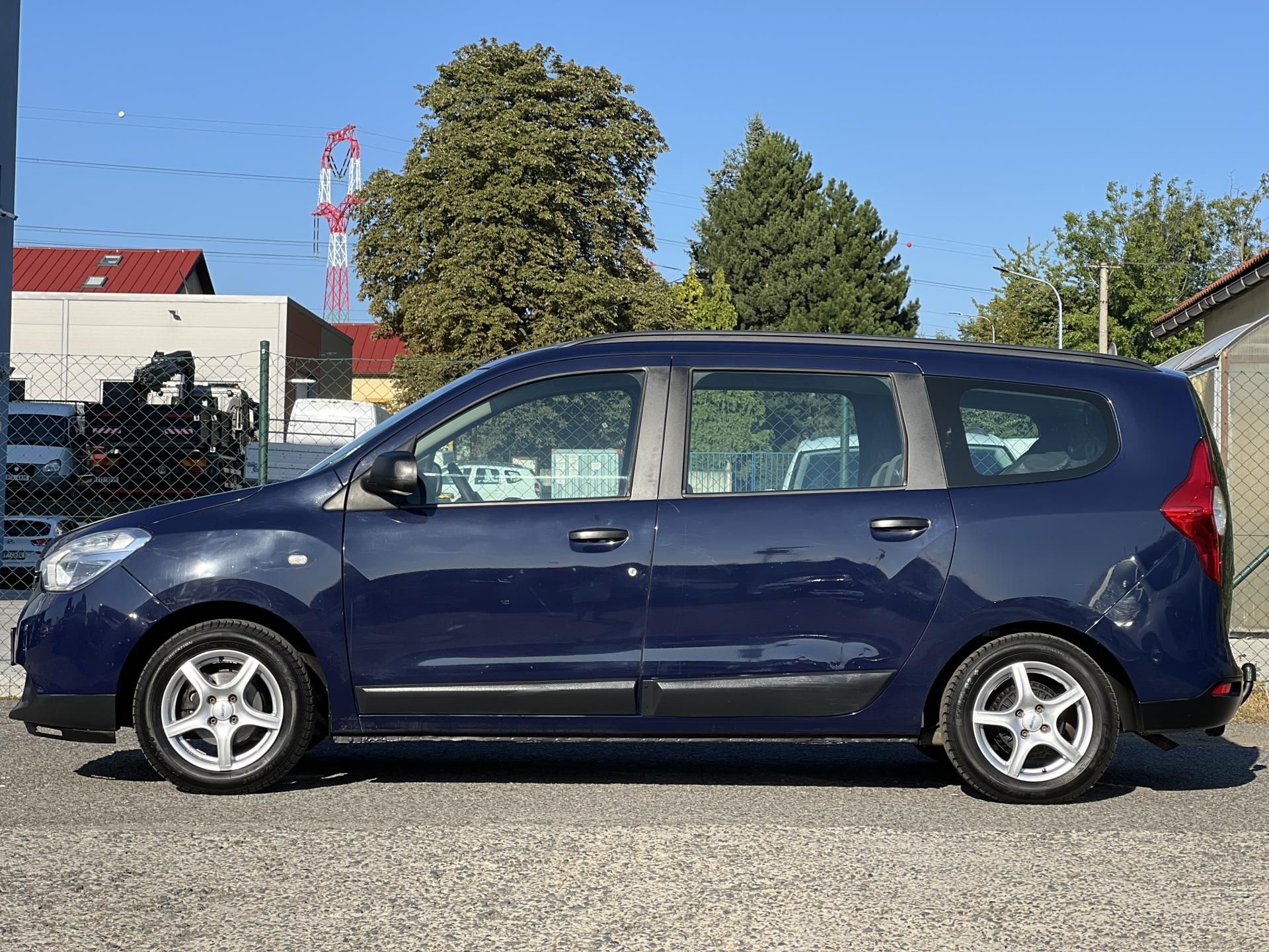 Dacia Lodgy, 1.6i LPG 7MÍST TAŽNÉ - fotka 4