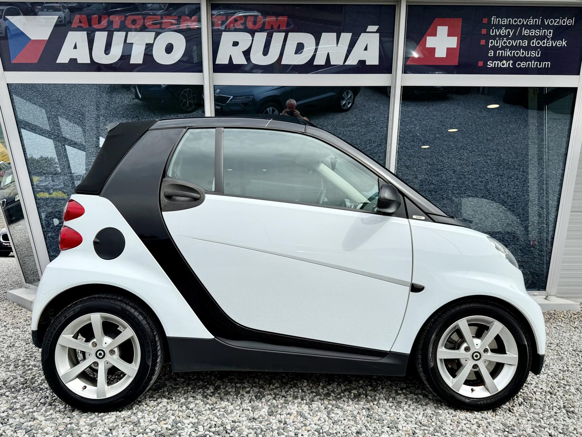 Smart Fortwo, 1,0 62kW Cabrio kůže Automat - fotka 5