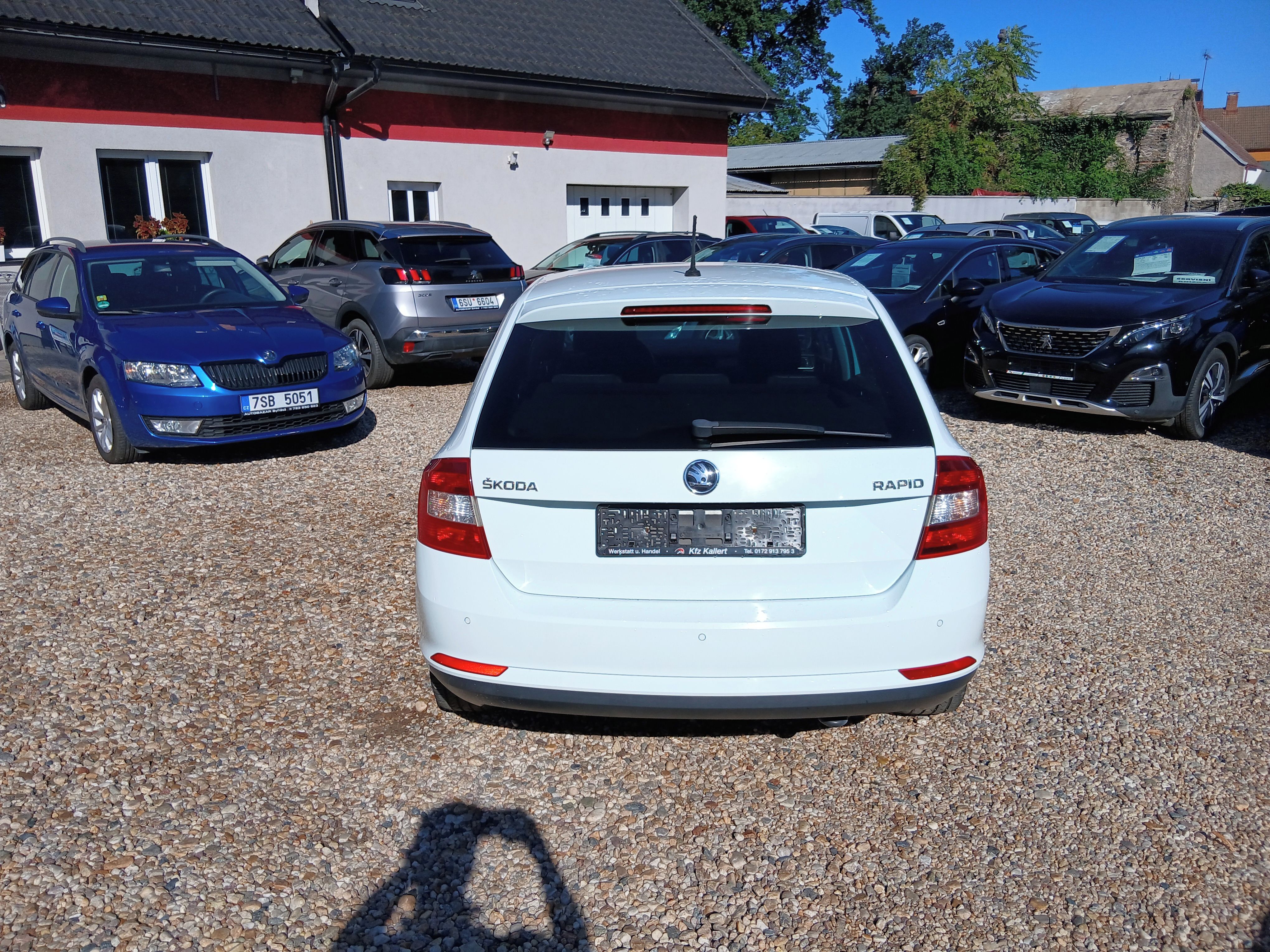 Škoda Rapid, 1.6 TDi 85KW JOY +Zim. kola - fotka 6
