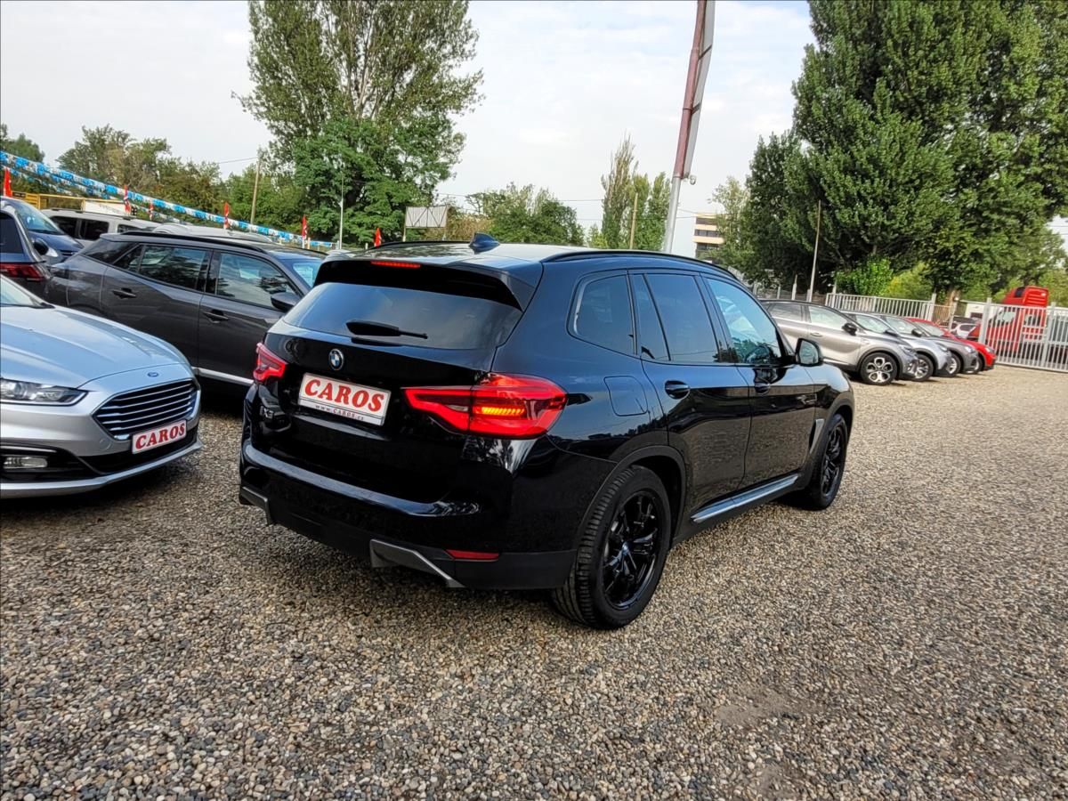 BMW iX3, 80kWH,210kw,navi,kůže,led,SOH - fotka 6