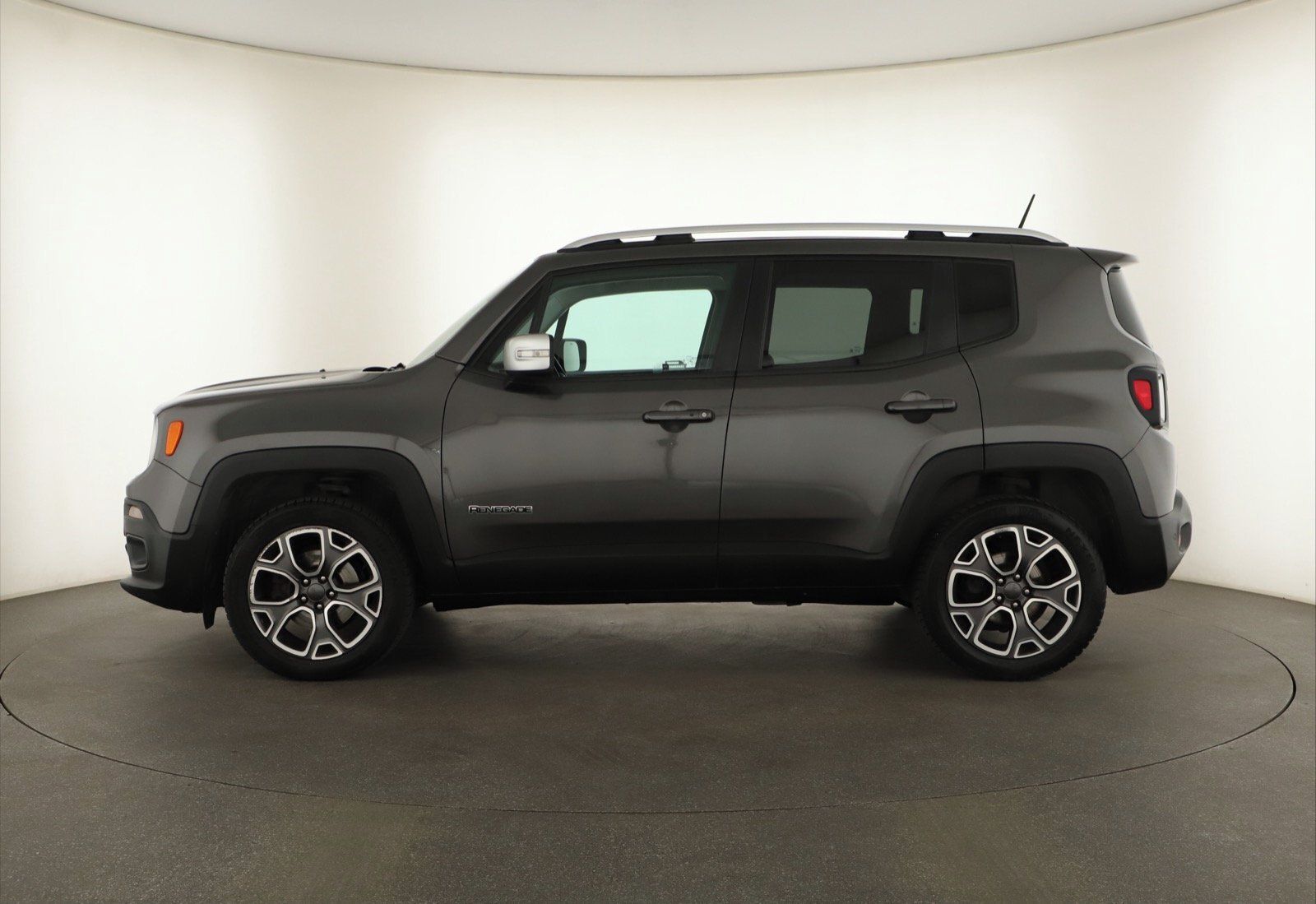 Jeep Renegade, 1.4 MultiAir, 4X4, Automat - fotka 3