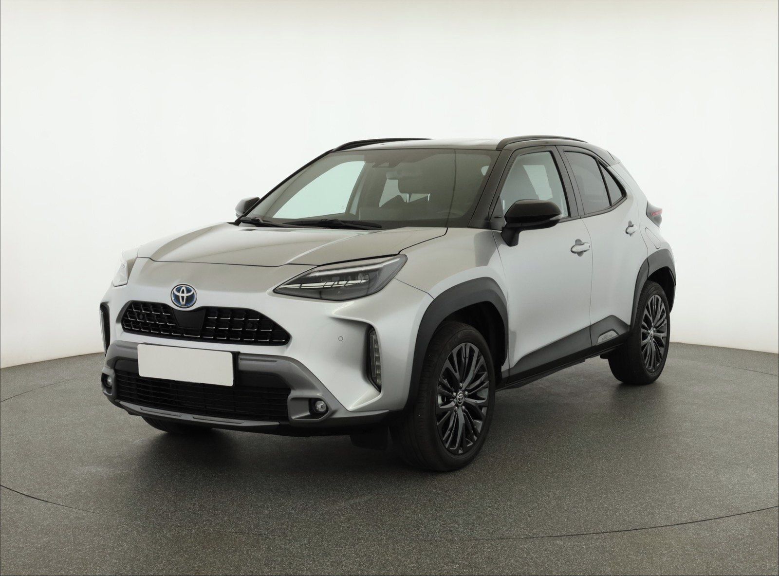 Toyota Yaris Cross, 1.5 VVT-iE E-Four, Záruka - fotka 2