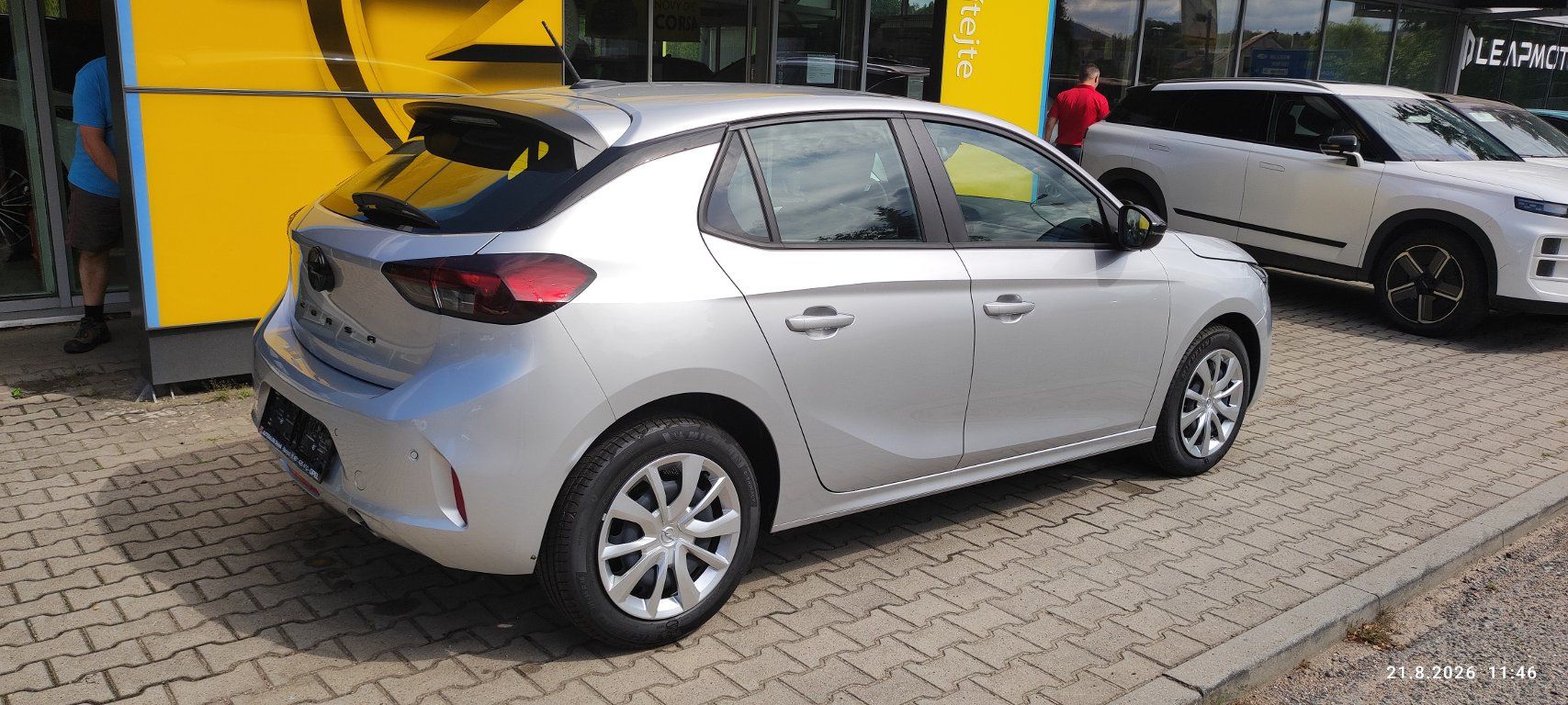 Opel Corsa, 1,2 TURBO 74kW EDITION MT6 - fotka 5