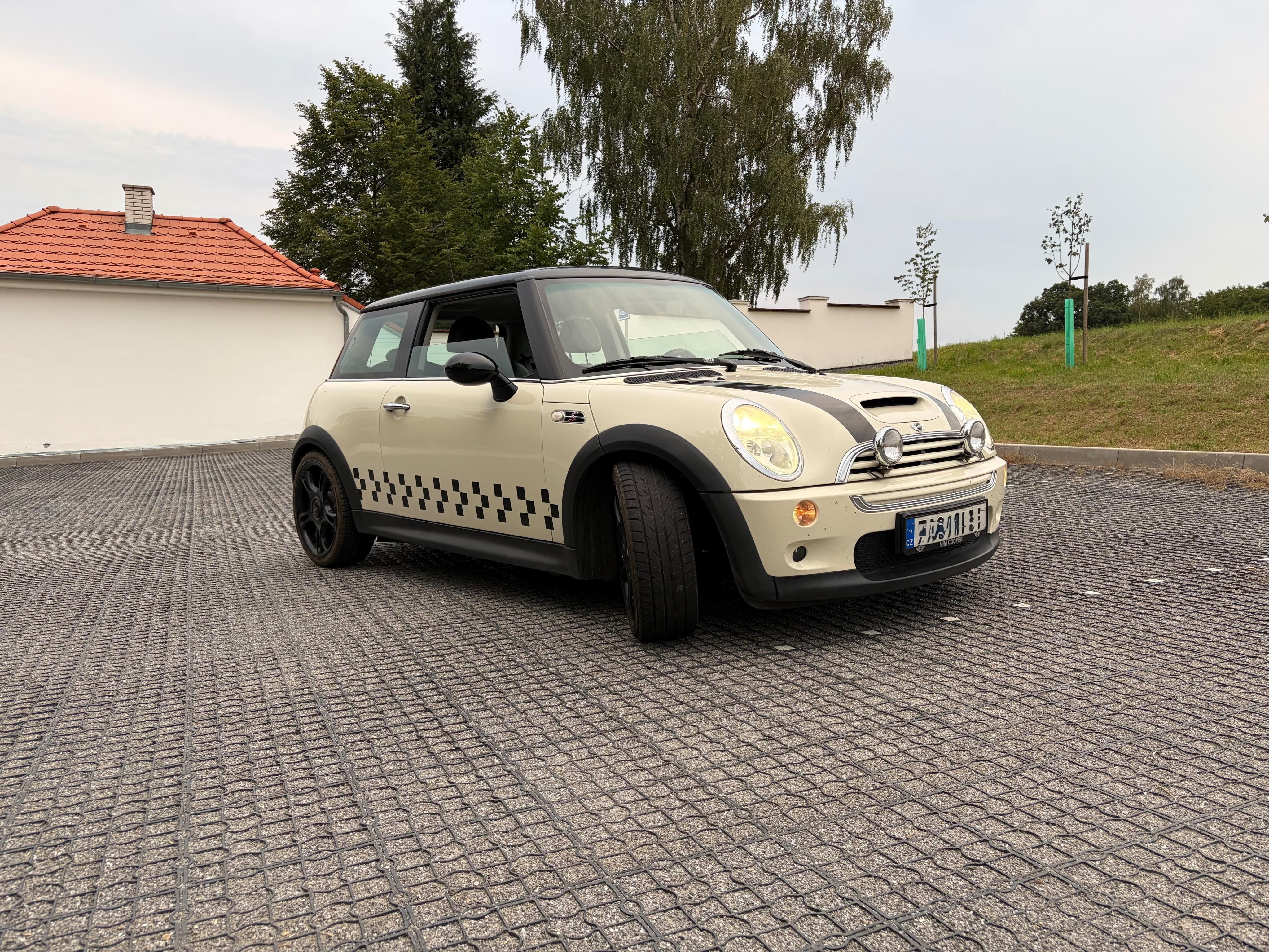 Mini Cooper S, John Cooper Works - 147kw - fotka 2