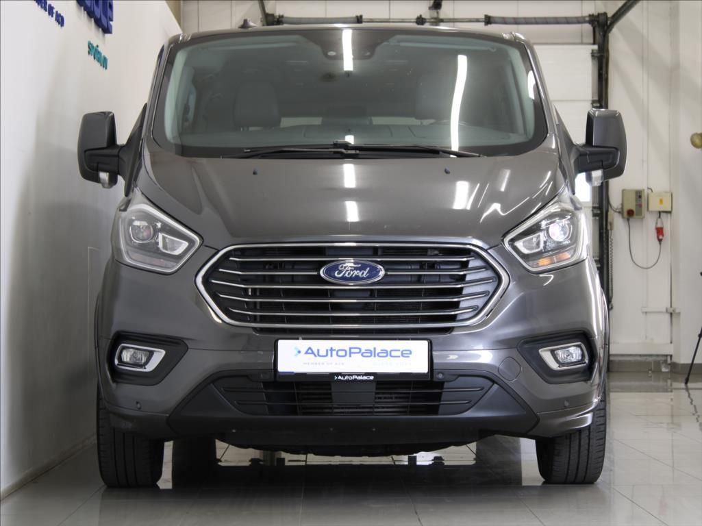 Ford Tourneo Custom, 2,0 EB 136kW AT Titan.X 1.maj. - fotka 2