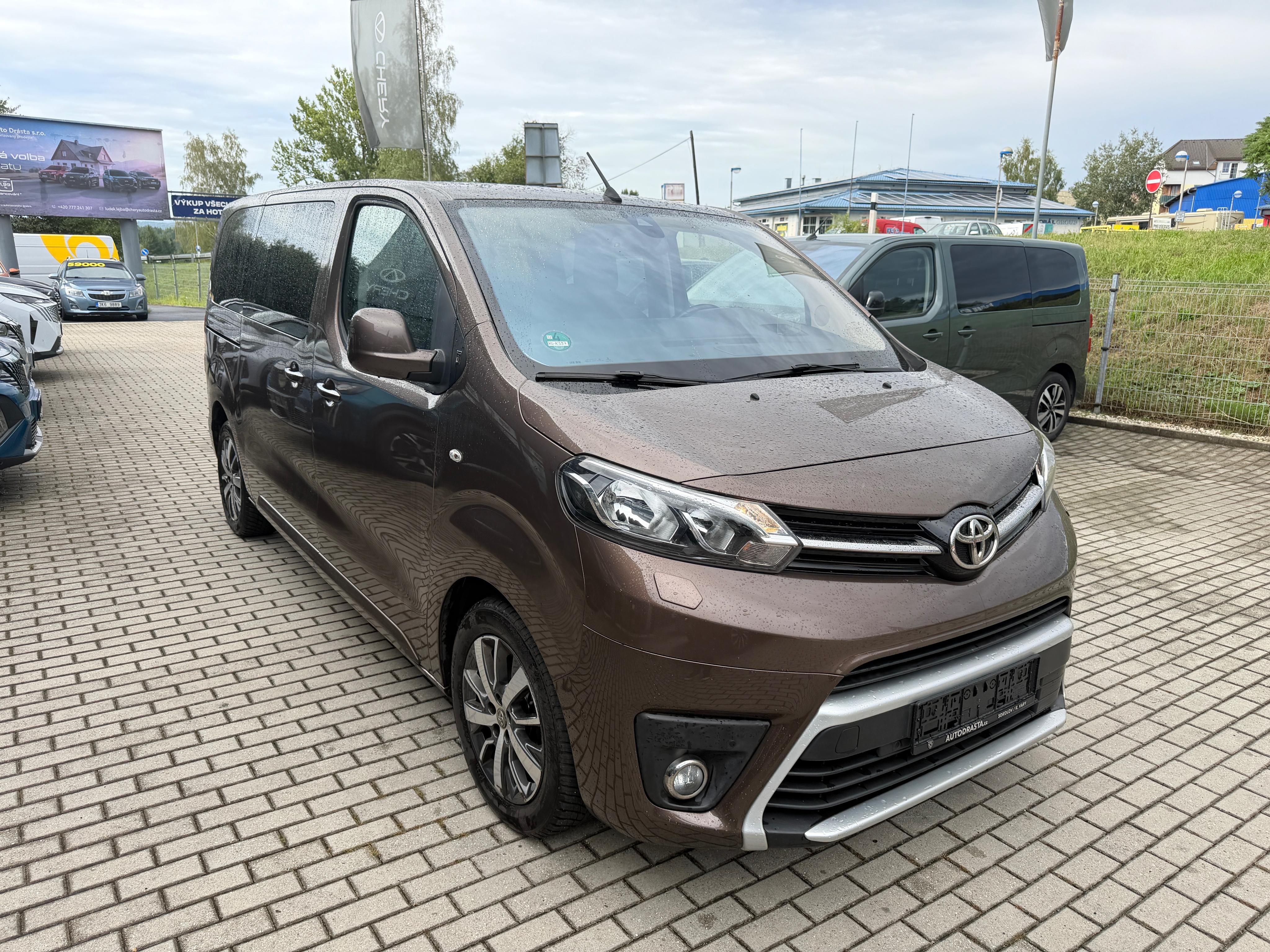 Toyota Proace Verso, L2 2.0 BHDi 110 Kw - fotka 3