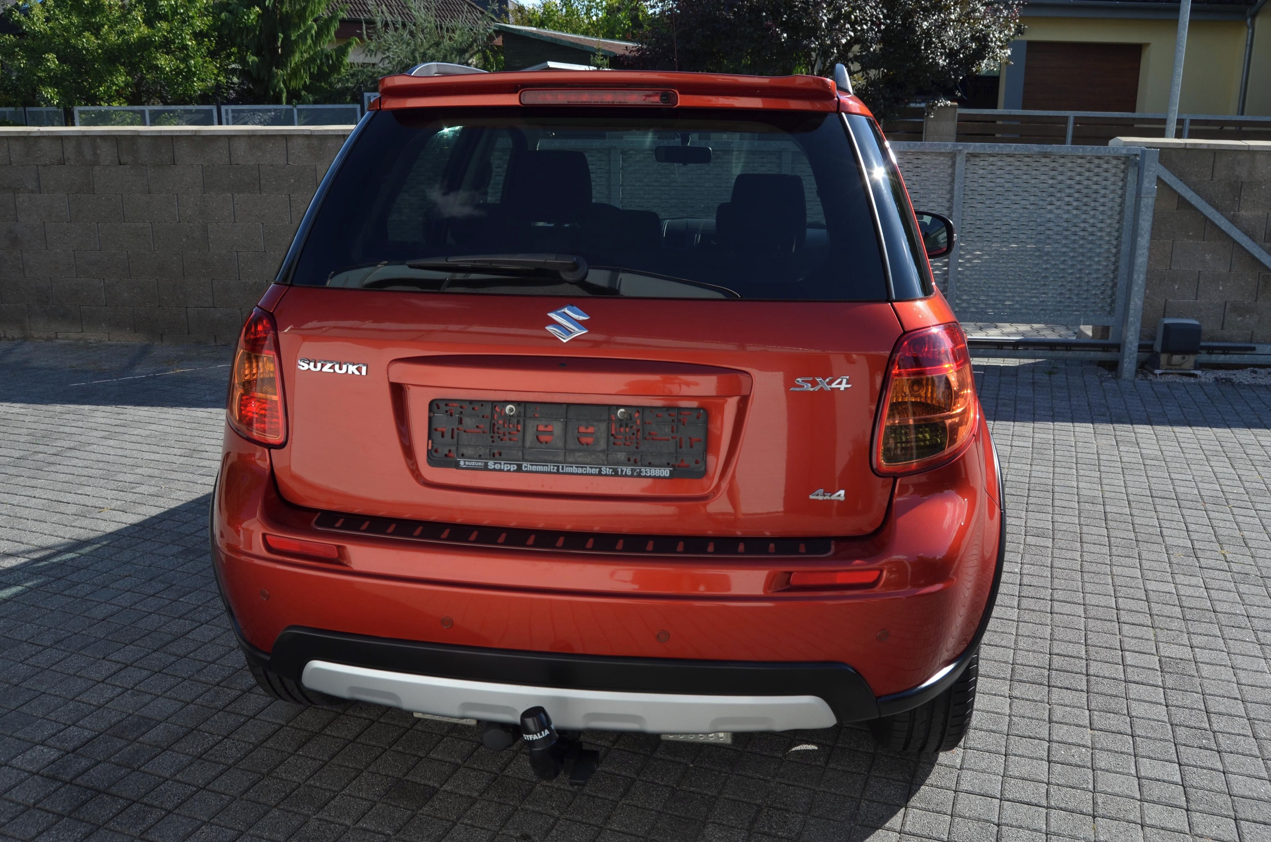 Suzuki SX4, 1.6 I Style 4x4 - fotka 2