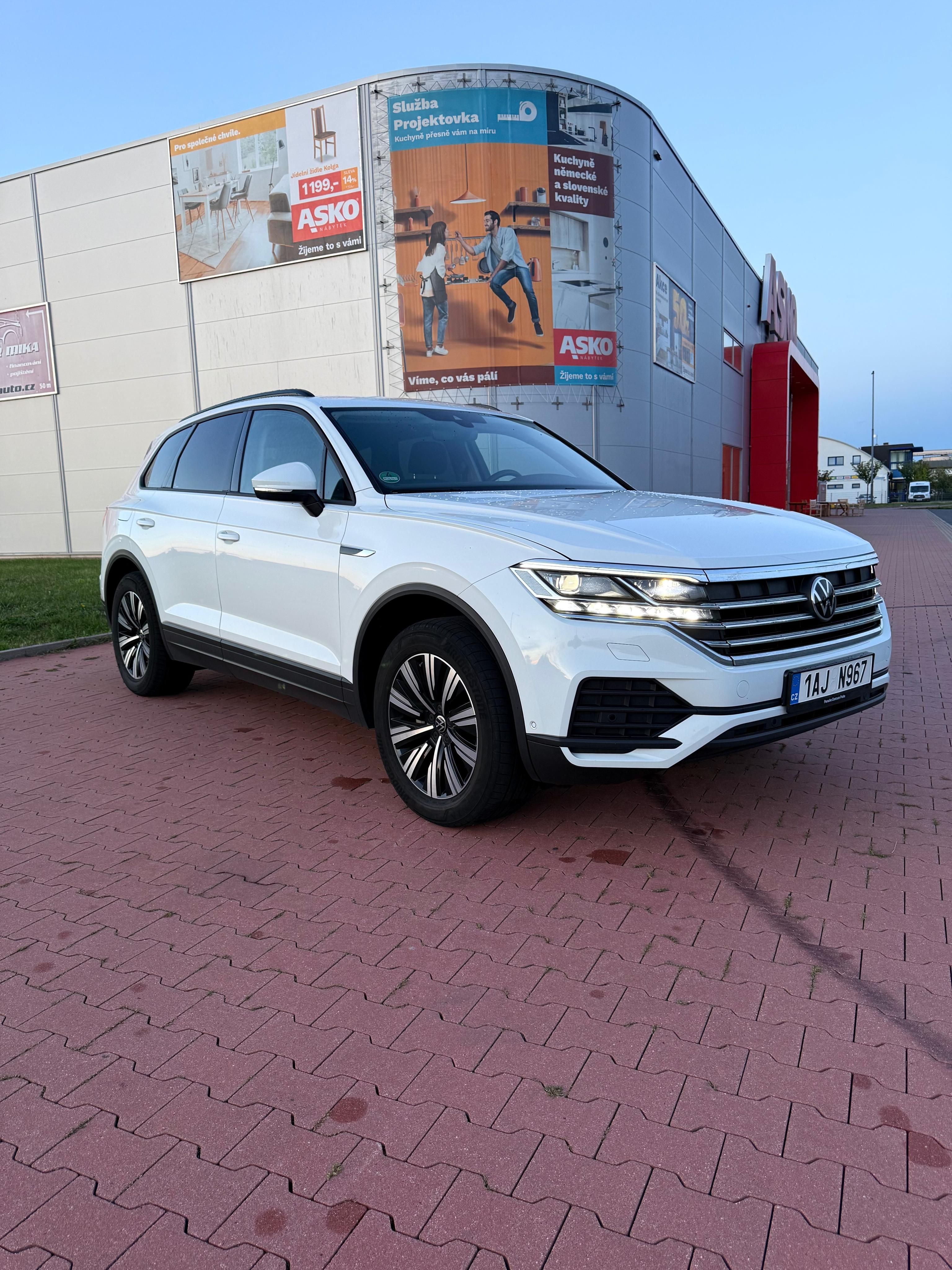 Volkswagen Touareg, VW Touareg, 170kw, 3.0TDI - fotka 3