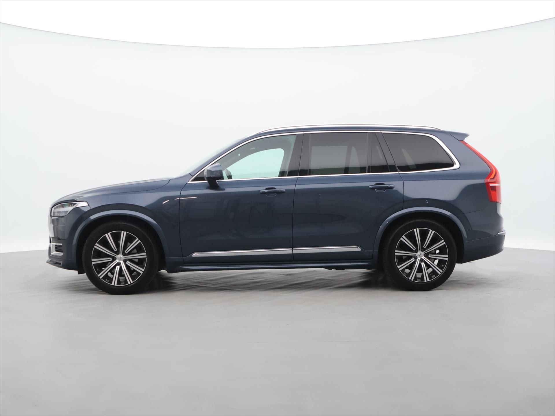 Volvo XC90, 2,0 B5 173kW AWD Plus Bright C - fotka 4