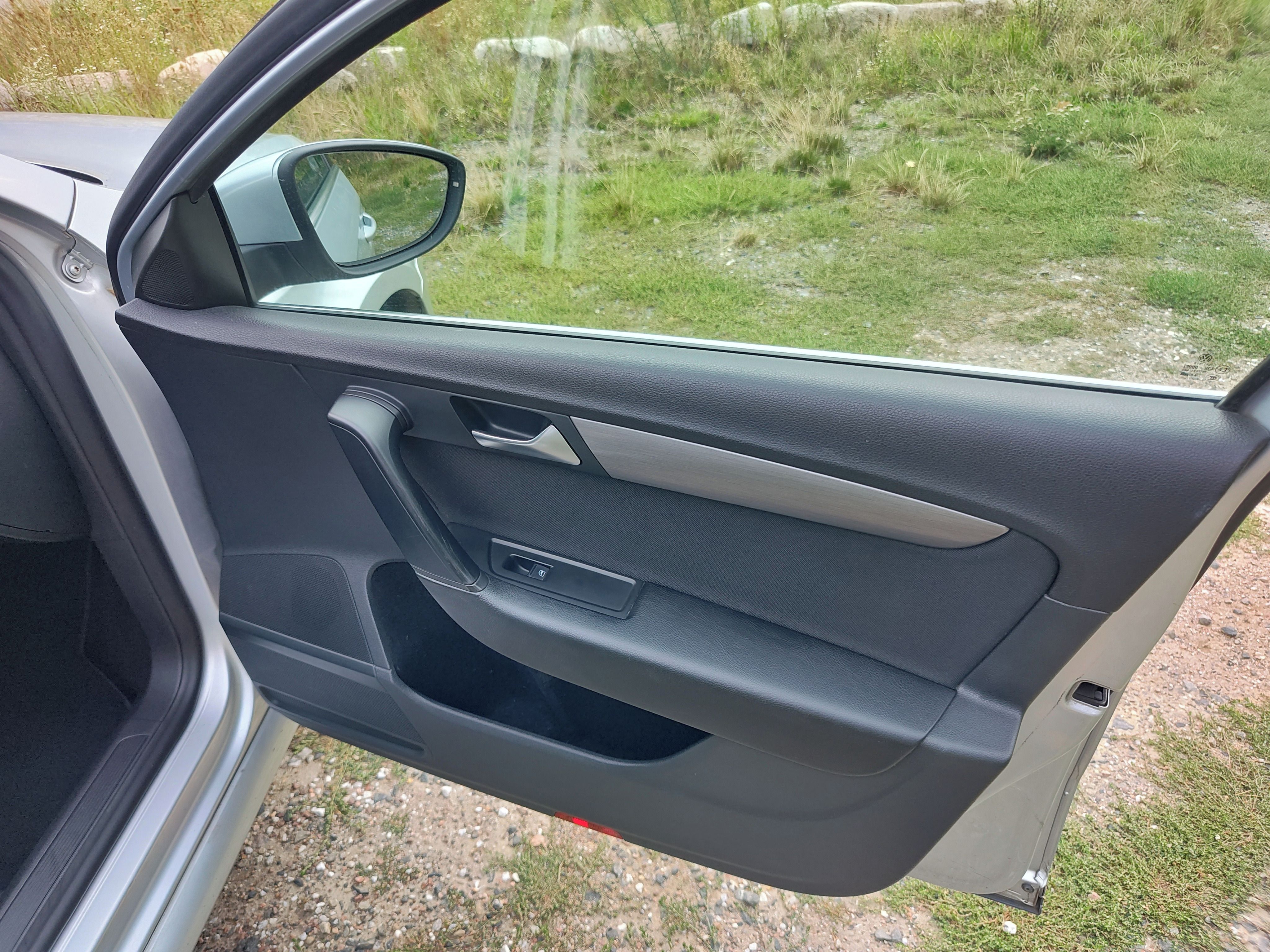 Volkswagen Passat, 2,0TDI 103 KW - fotka 5
