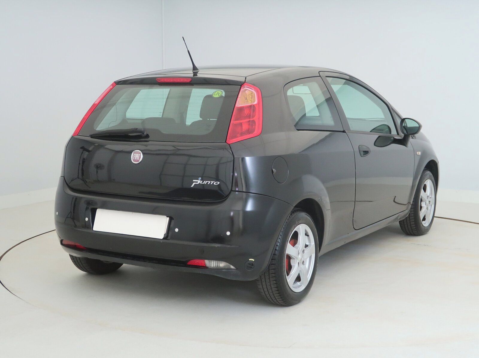 Fiat Punto, 1.2, LPG, Parkovací asistent - fotka 5