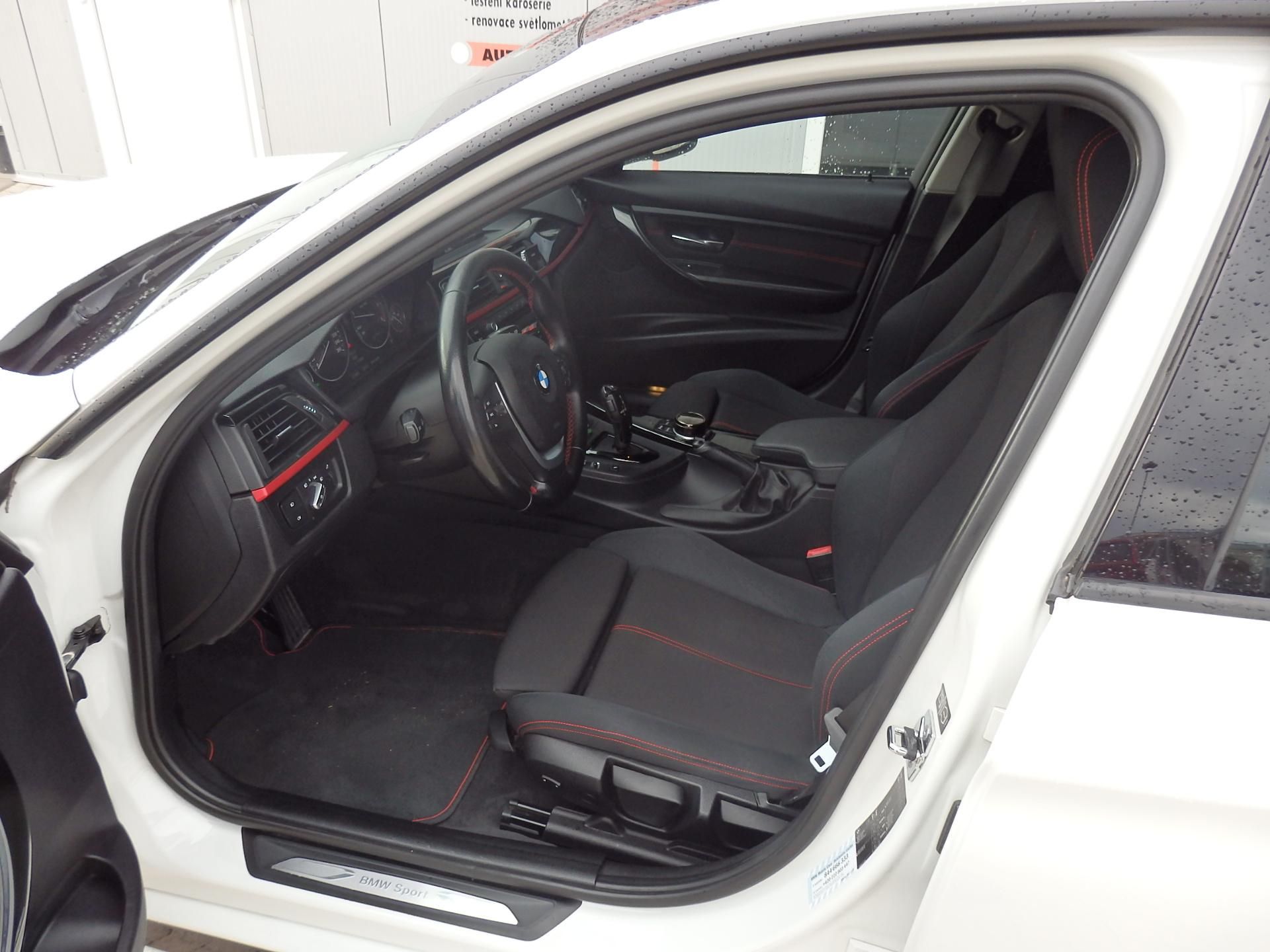 BMW Řada 3, 320D 135 kW XENONY, NAVI, DVD - fotka 6