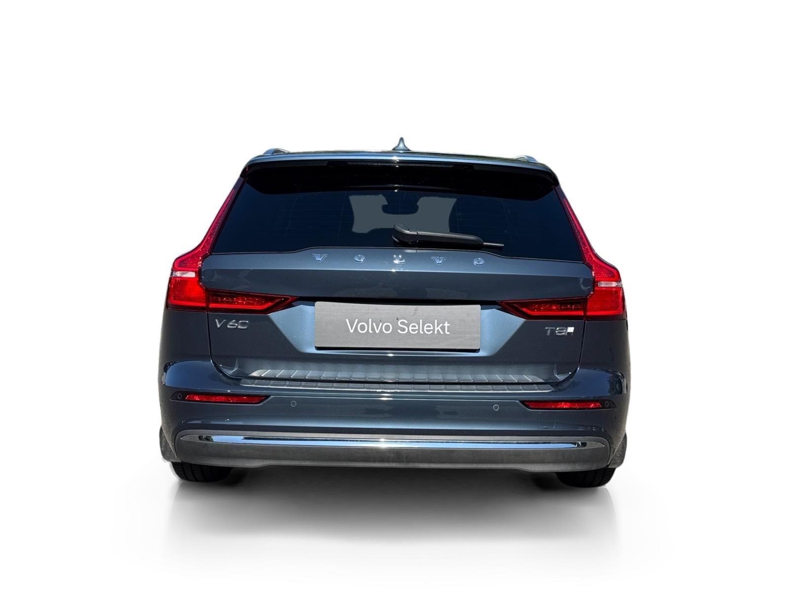 Volvo V60, T8 AWD PLUS 360 ČELNÍ + kola - fotka 4