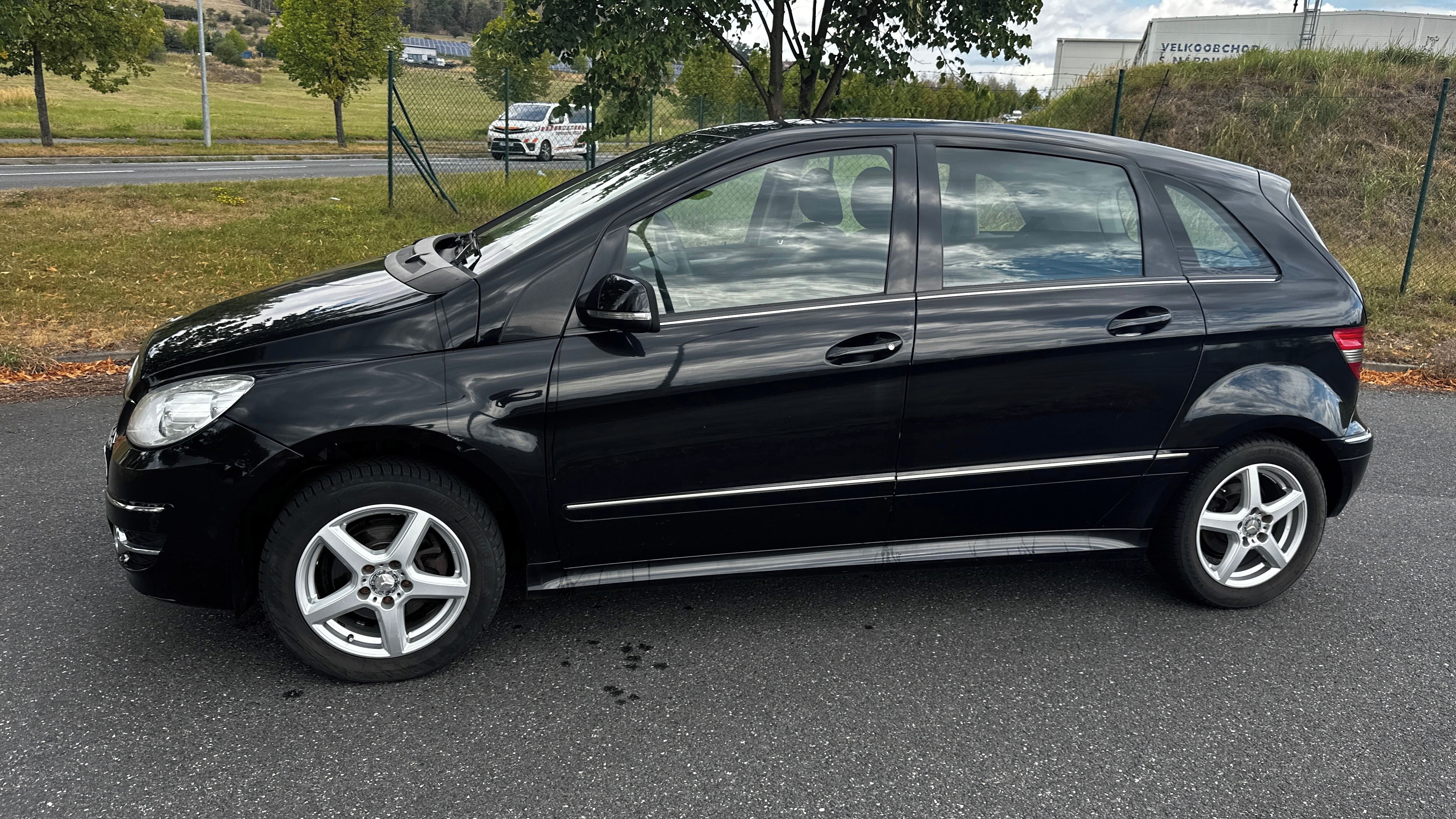 Mercedes-Benz Třídy B, B 170 - fotka 2