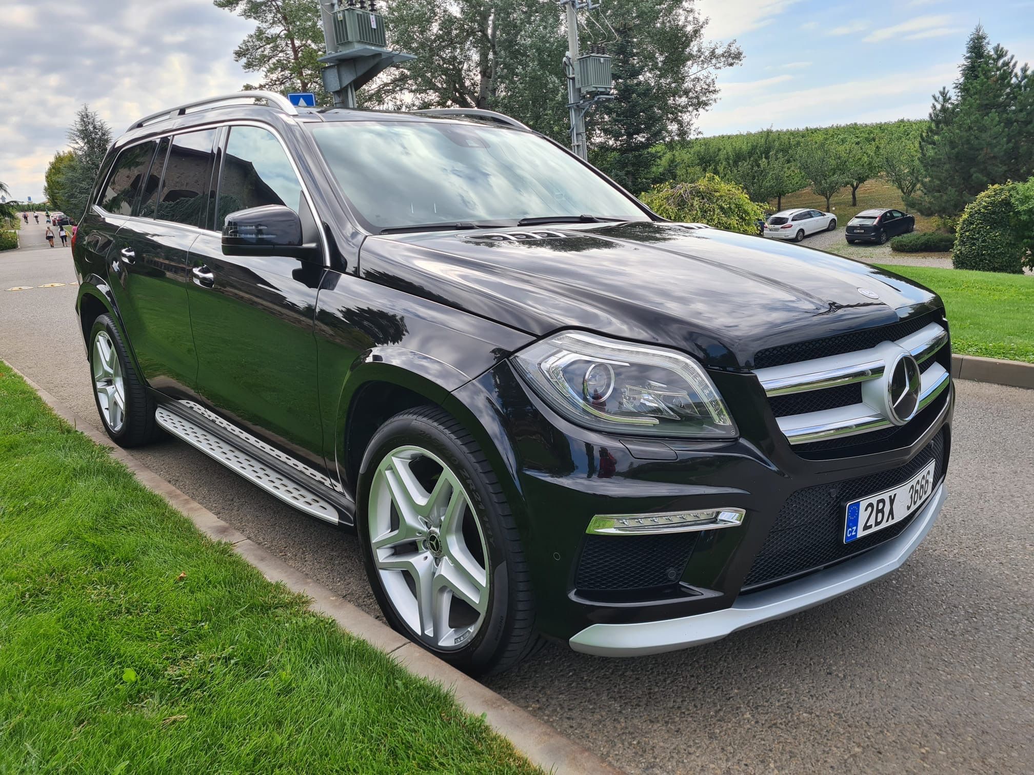Mercedes-Benz GL, 350 BLUETEC 4MATIC ČR - fotka 2