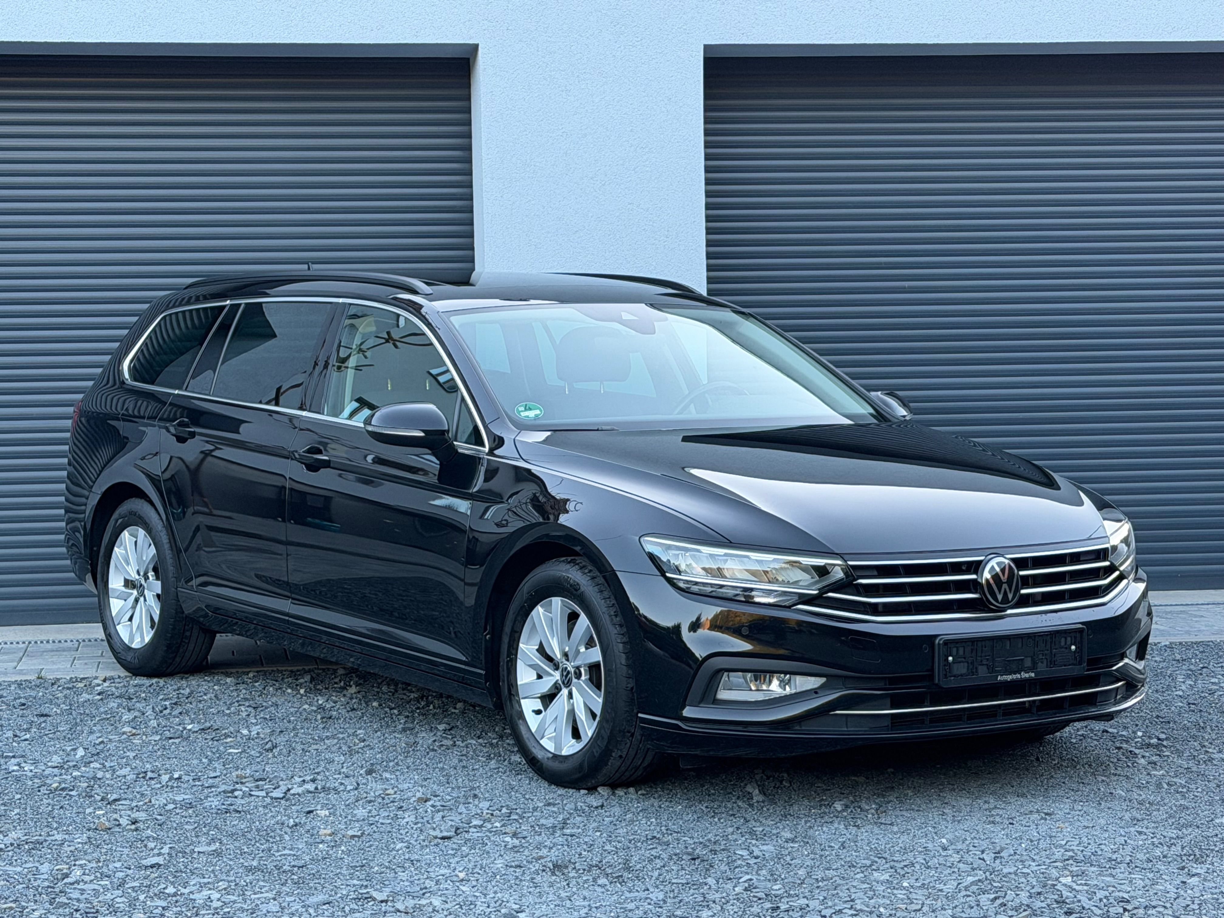 Volkswagen Passat, 2.0TDI 110KW TAŽNÉ KAMERA - fotka 3