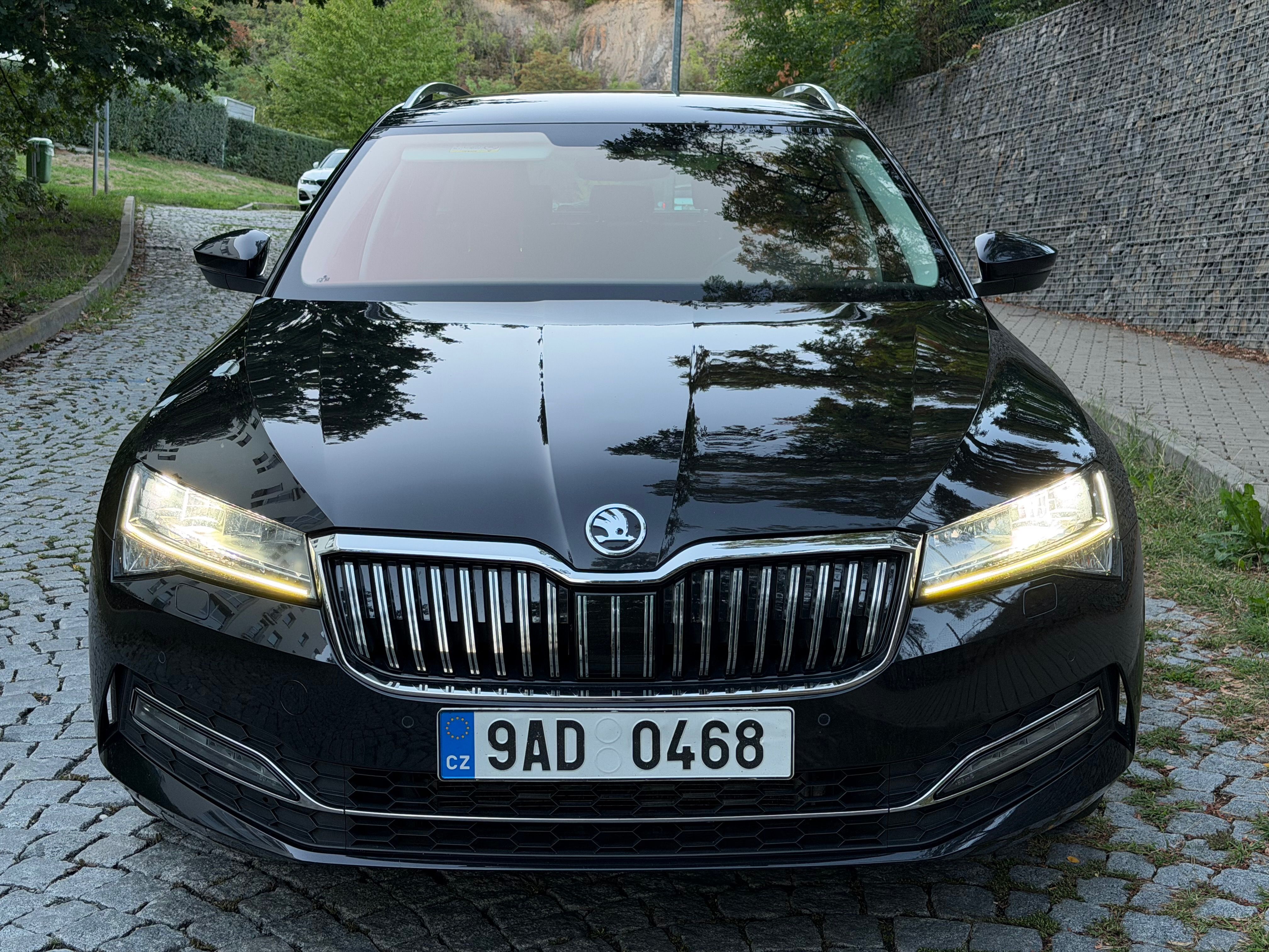 Škoda Superb, DSG STYLE perfektní stav - fotka 5