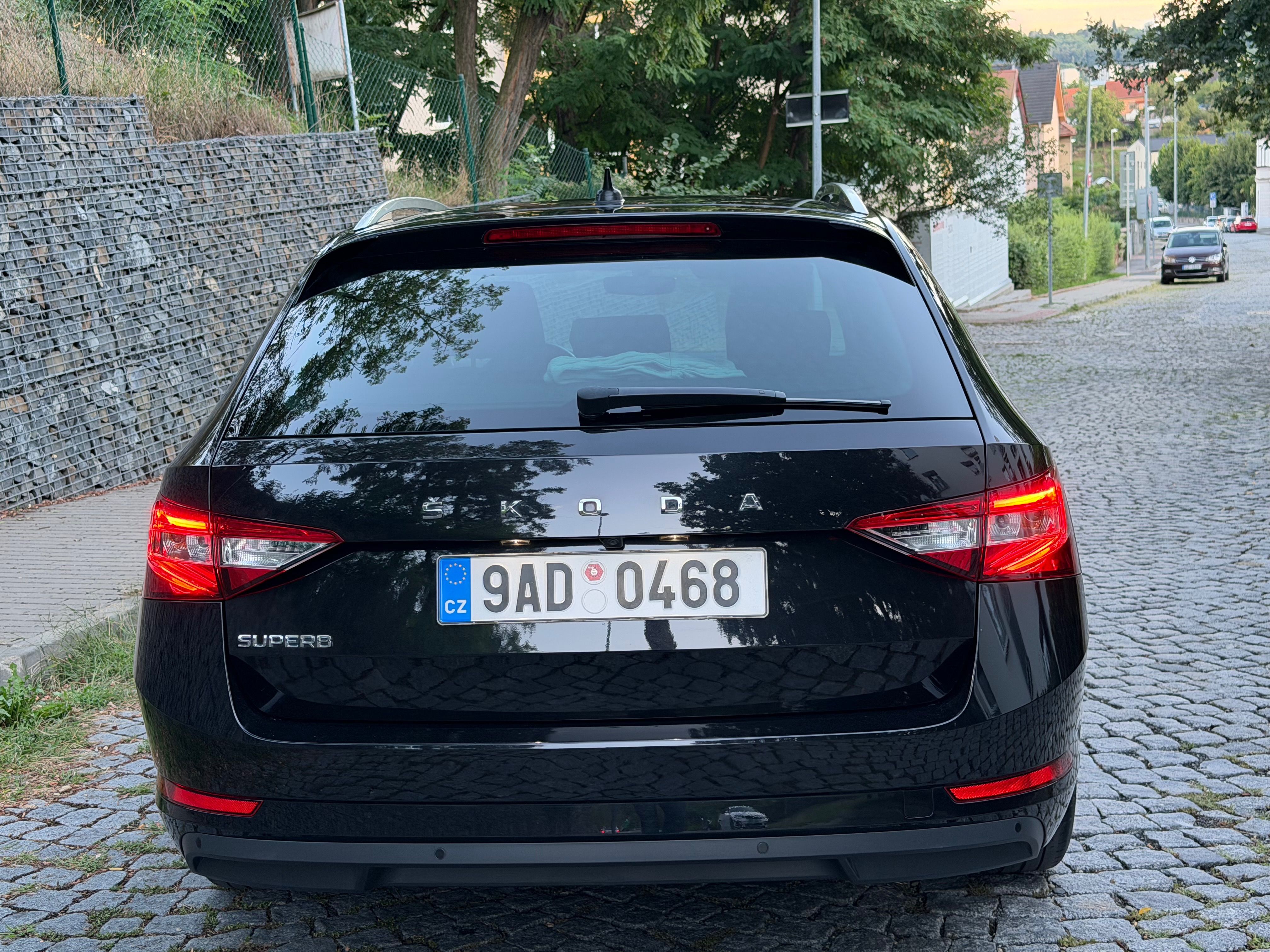 Škoda Superb, DSG STYLE perfektní stav - fotka 6